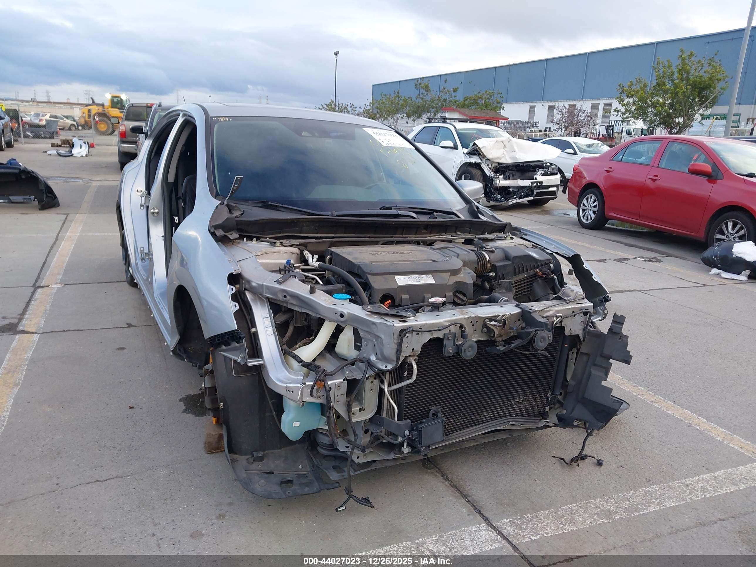 HONDA ACCORD image 6
