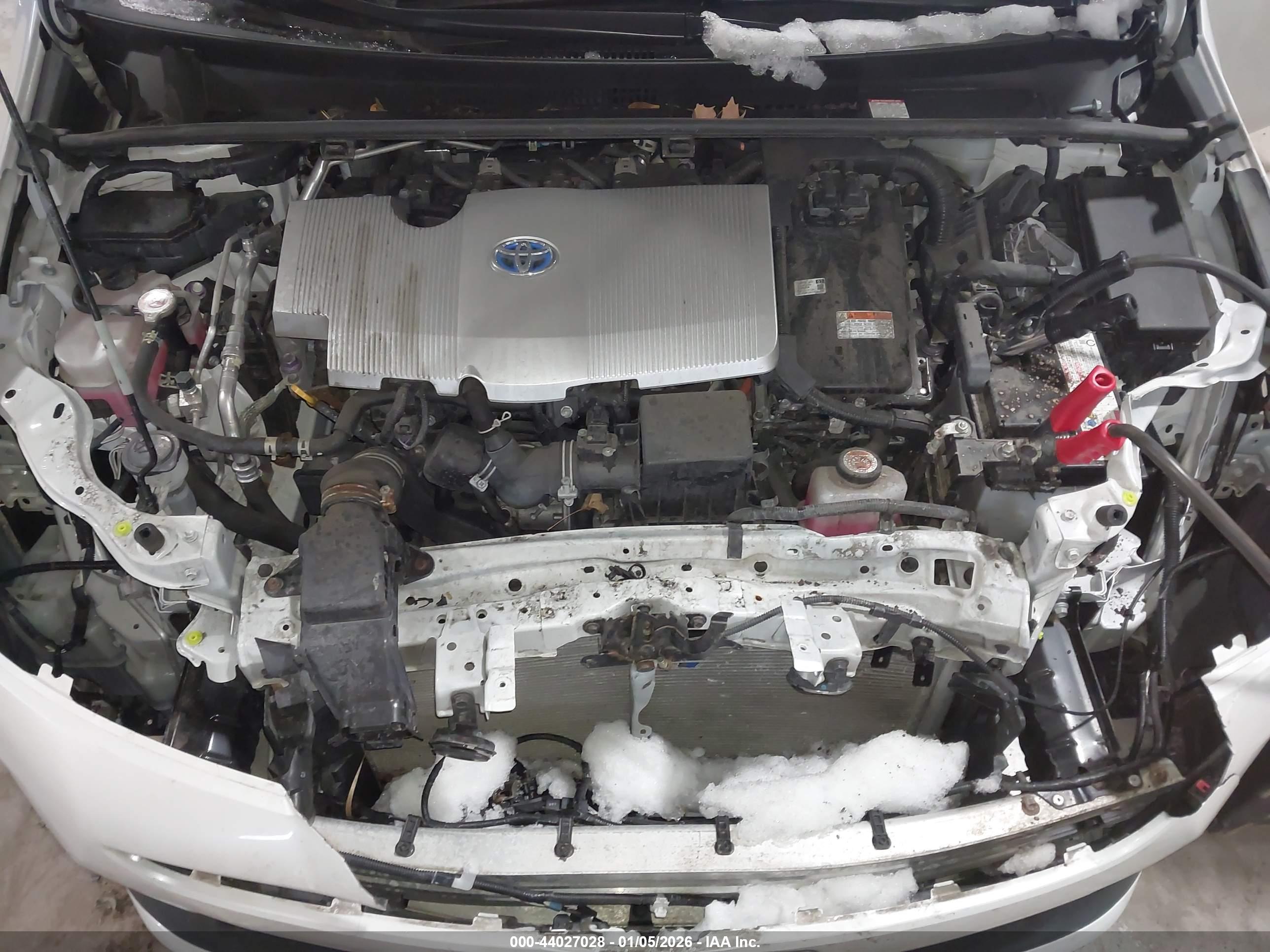 TOYOTA PRIUS image 10