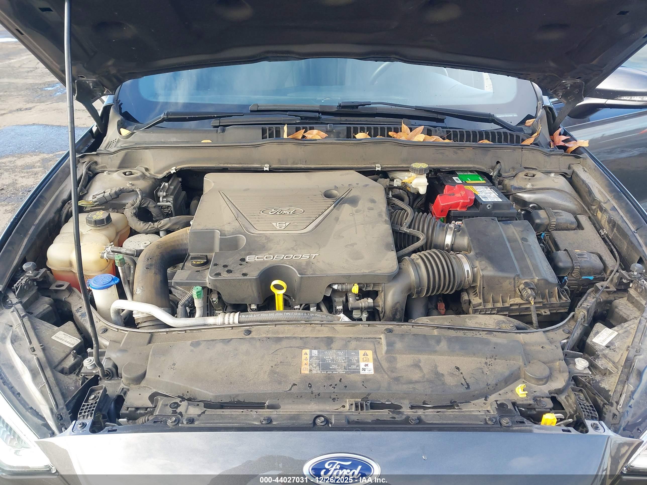 FORD FUSION image 10