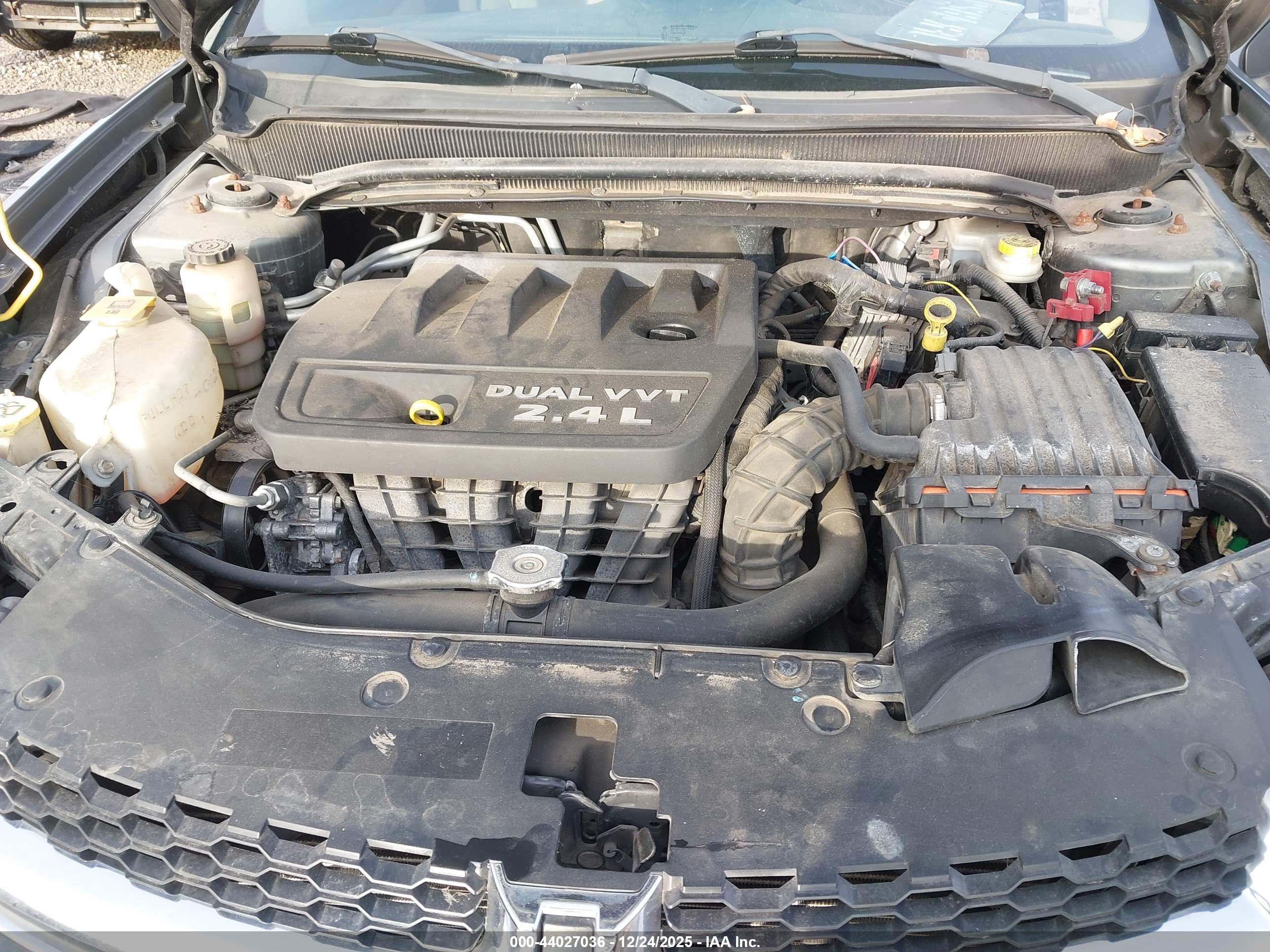 DODGE AVENGER image 10