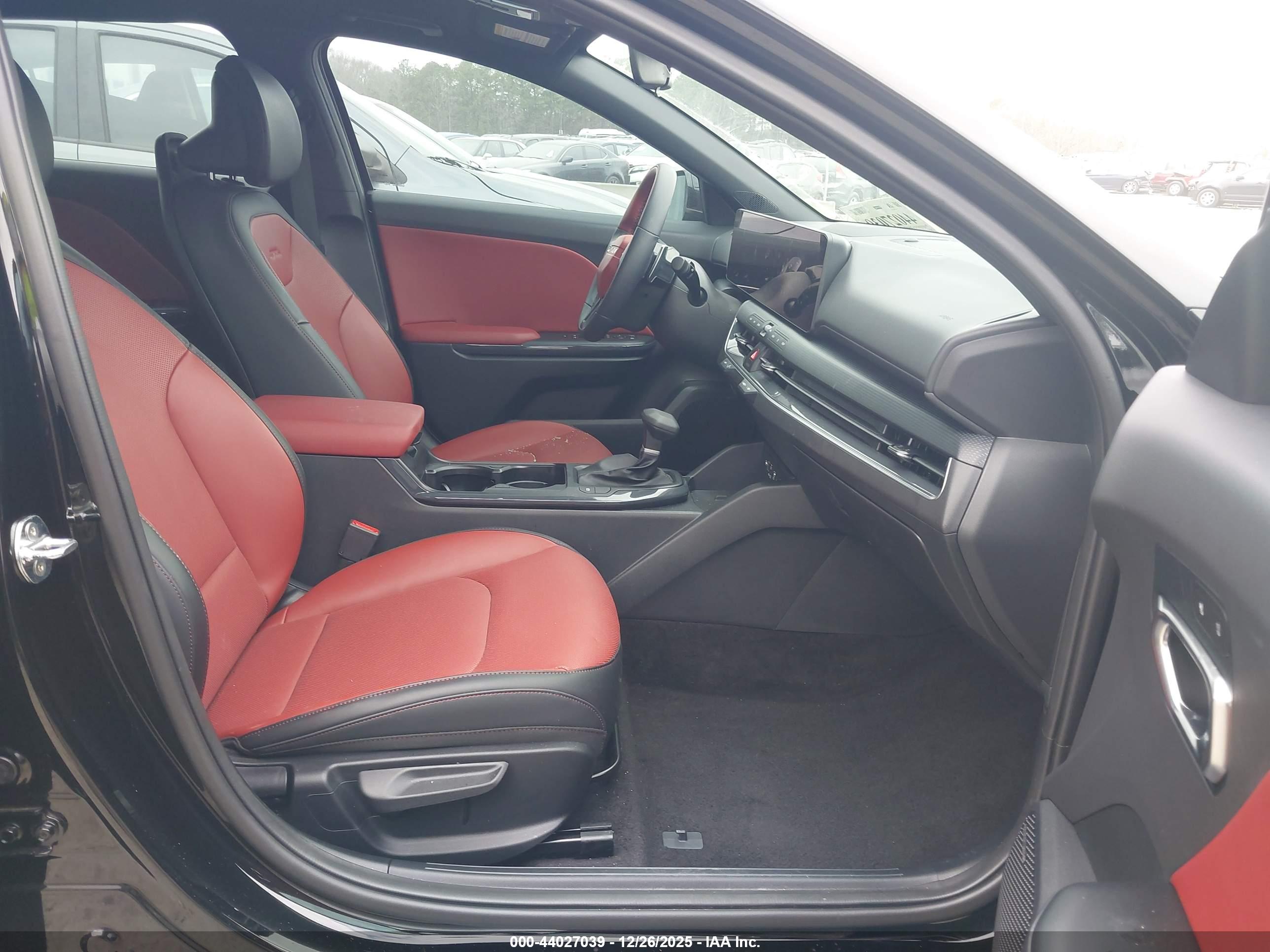 KIA K4 image 5