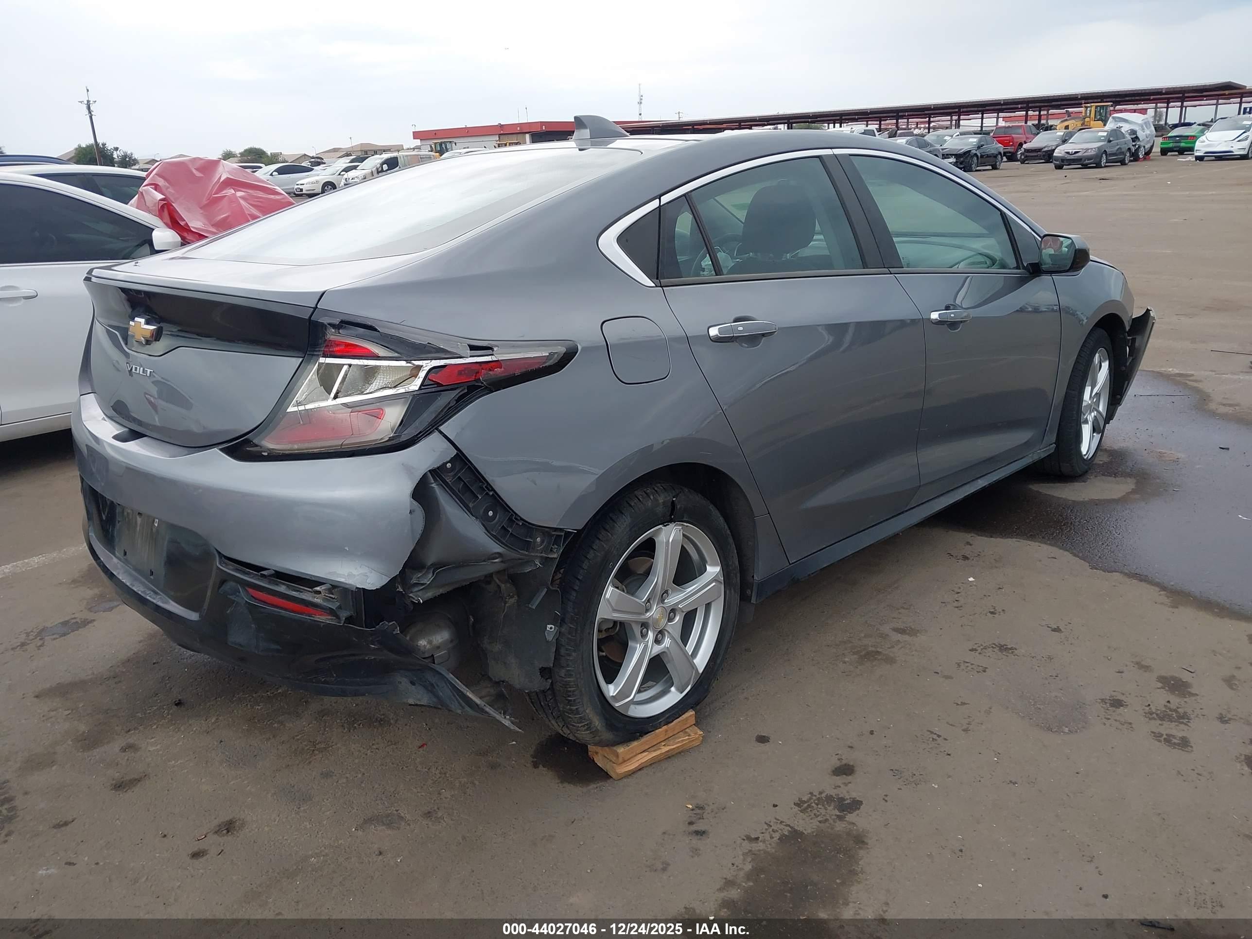 CHEVROLET VOLT image 4