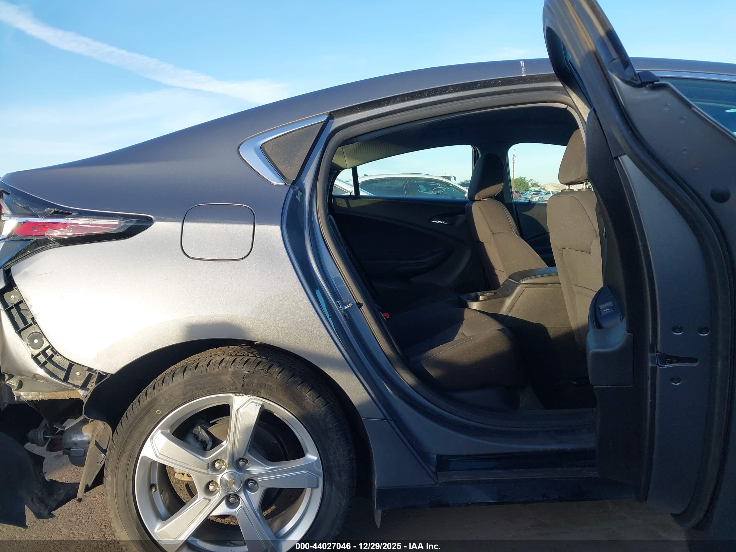 CHEVROLET VOLT image 8