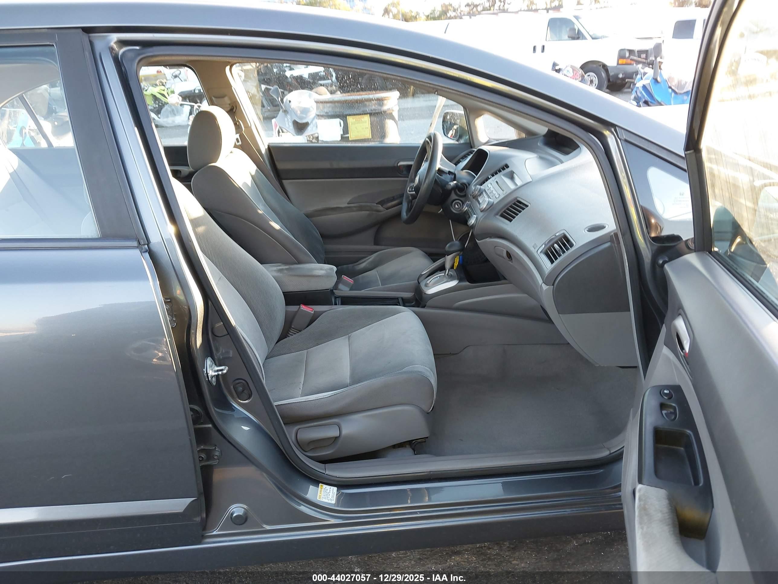HONDA CIVIC image 5