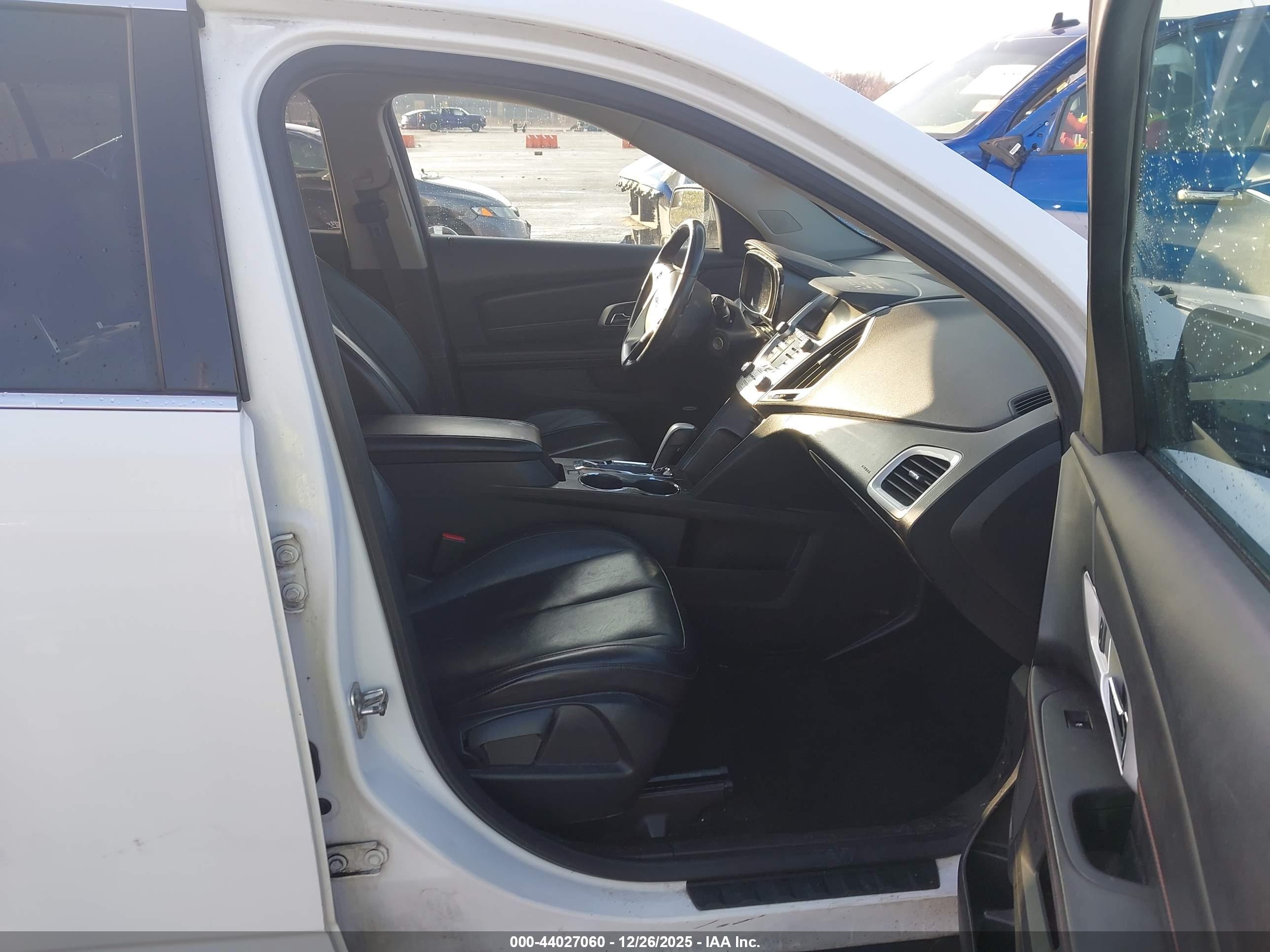 GMC TERRAIN image 5