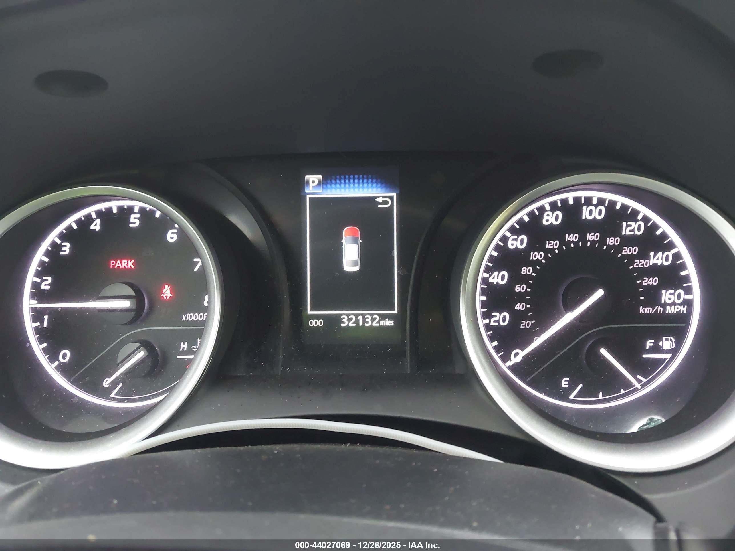 TOYOTA CAMRY image 7
