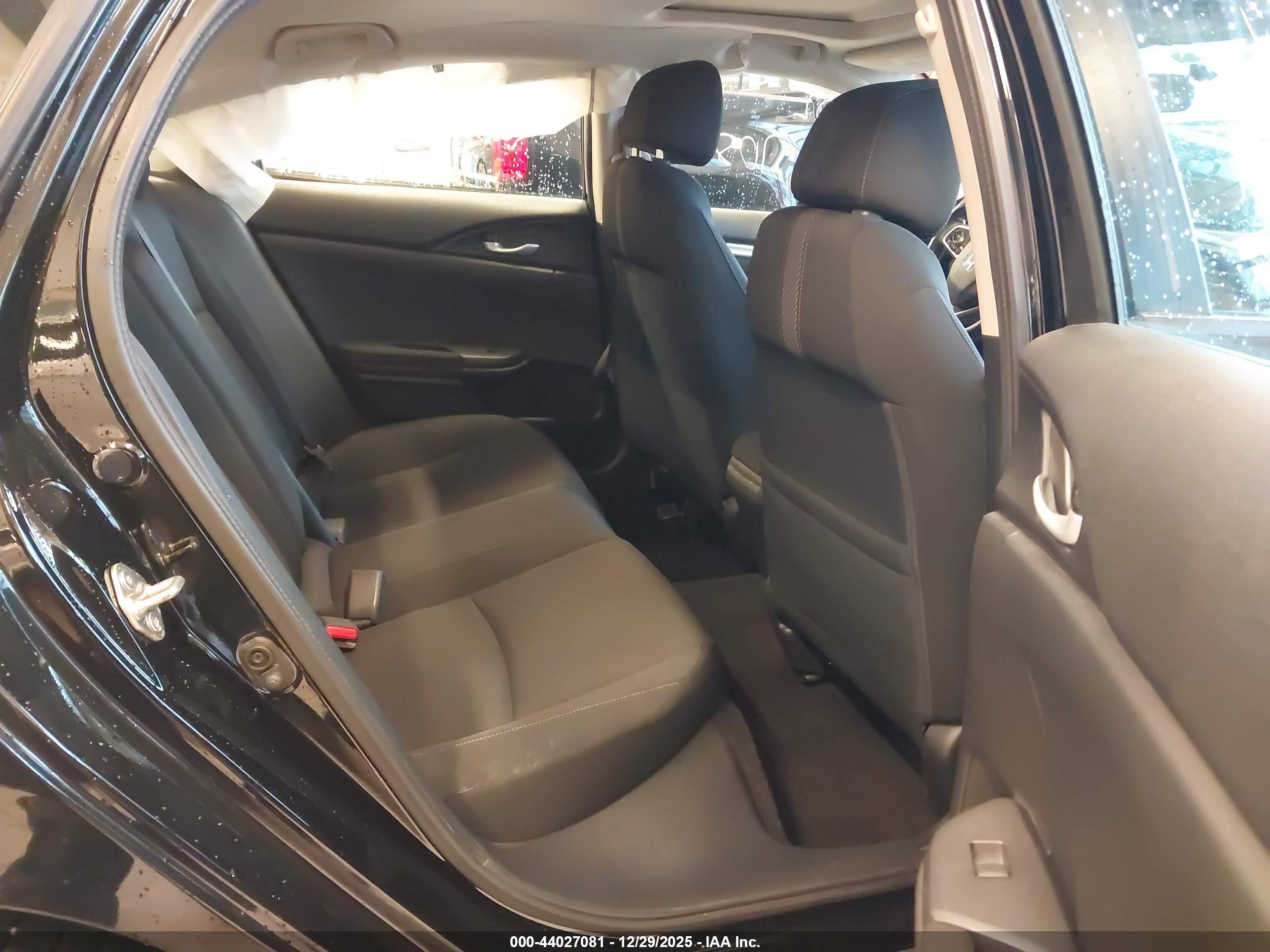 HONDA CIVIC image 8