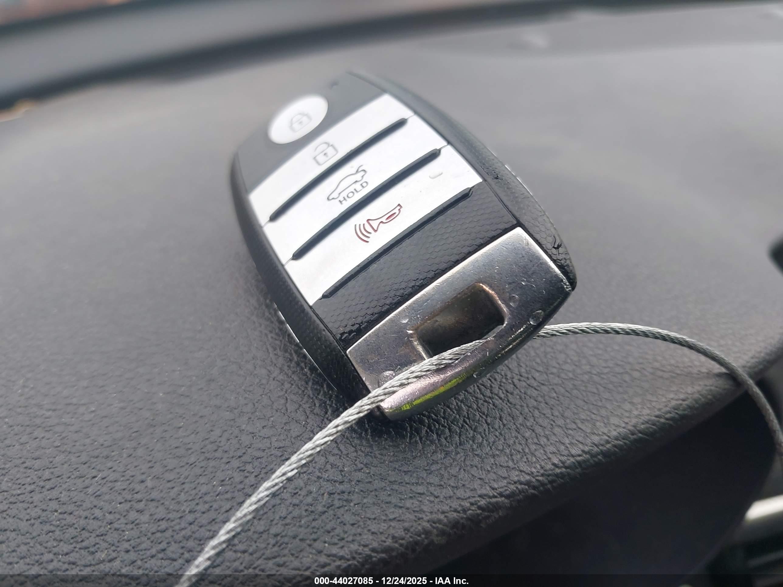 KIA OPTIMA image 11