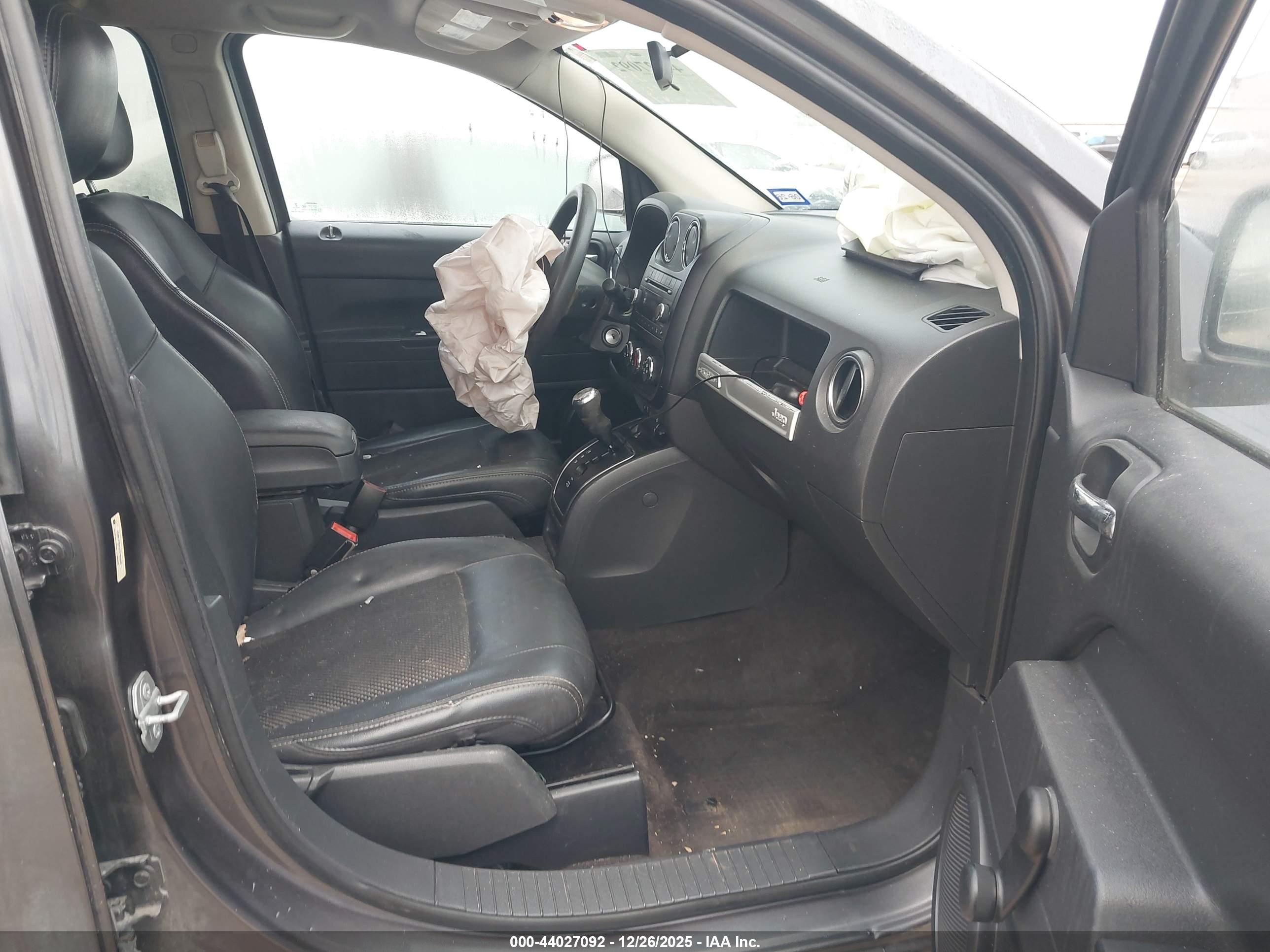 JEEP COMPASS image 5