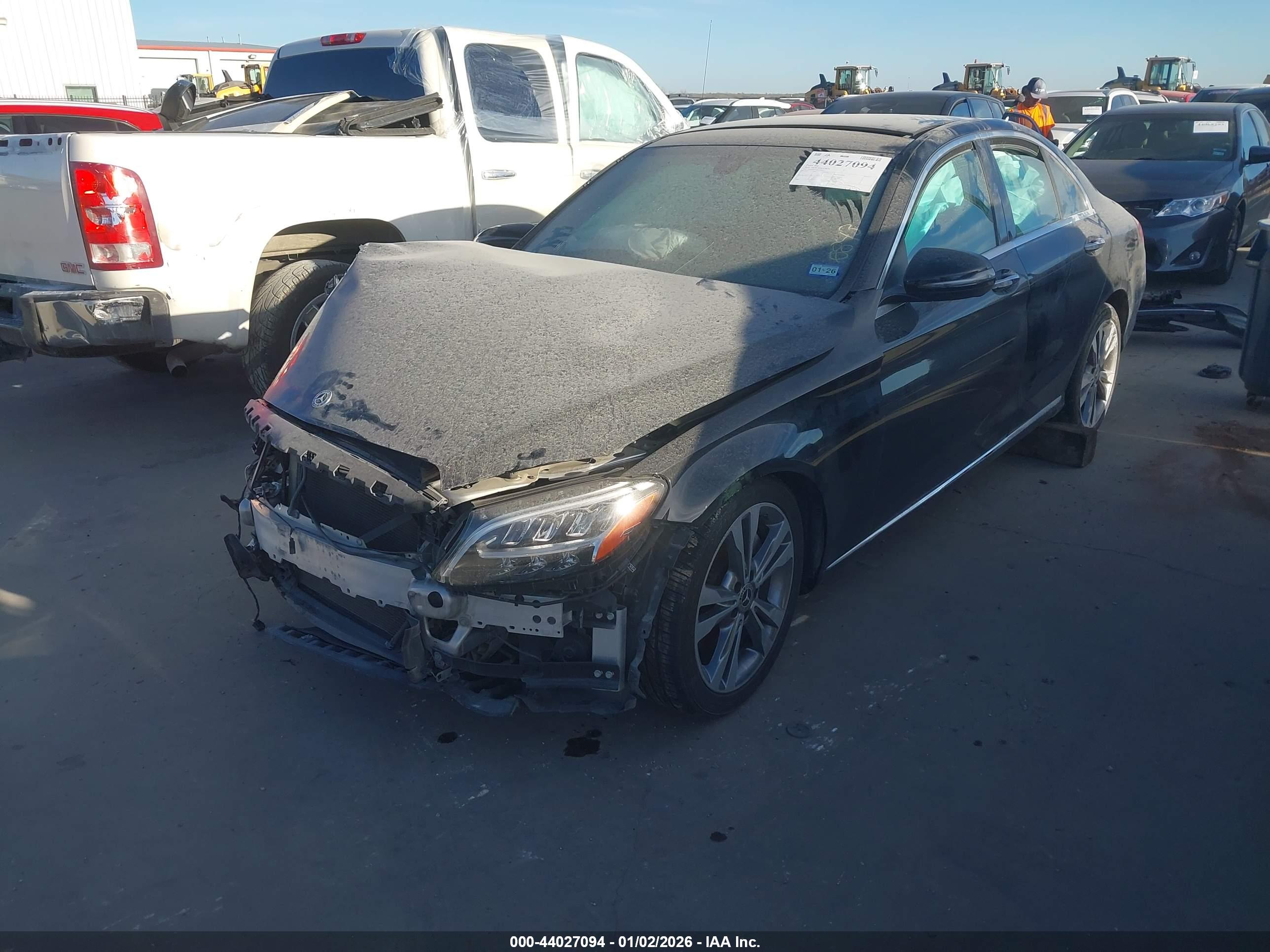 MERCEDES-BENZ C image 2