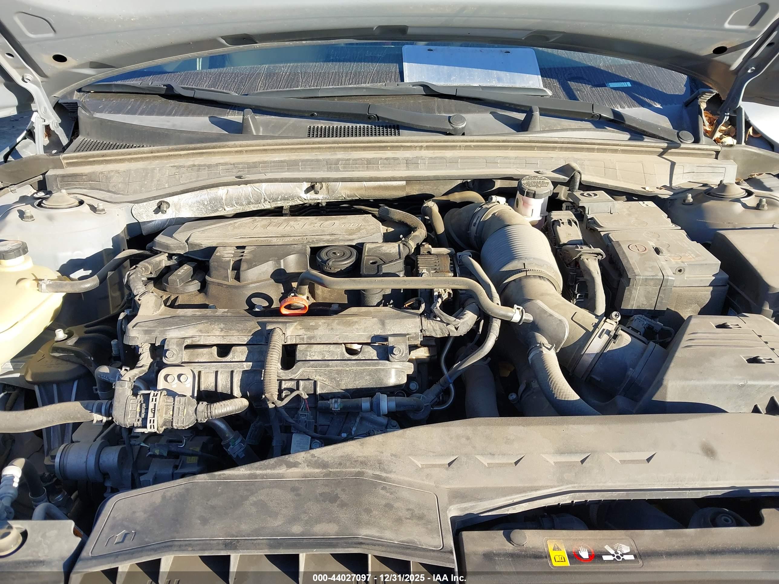 KIA K5 image 10