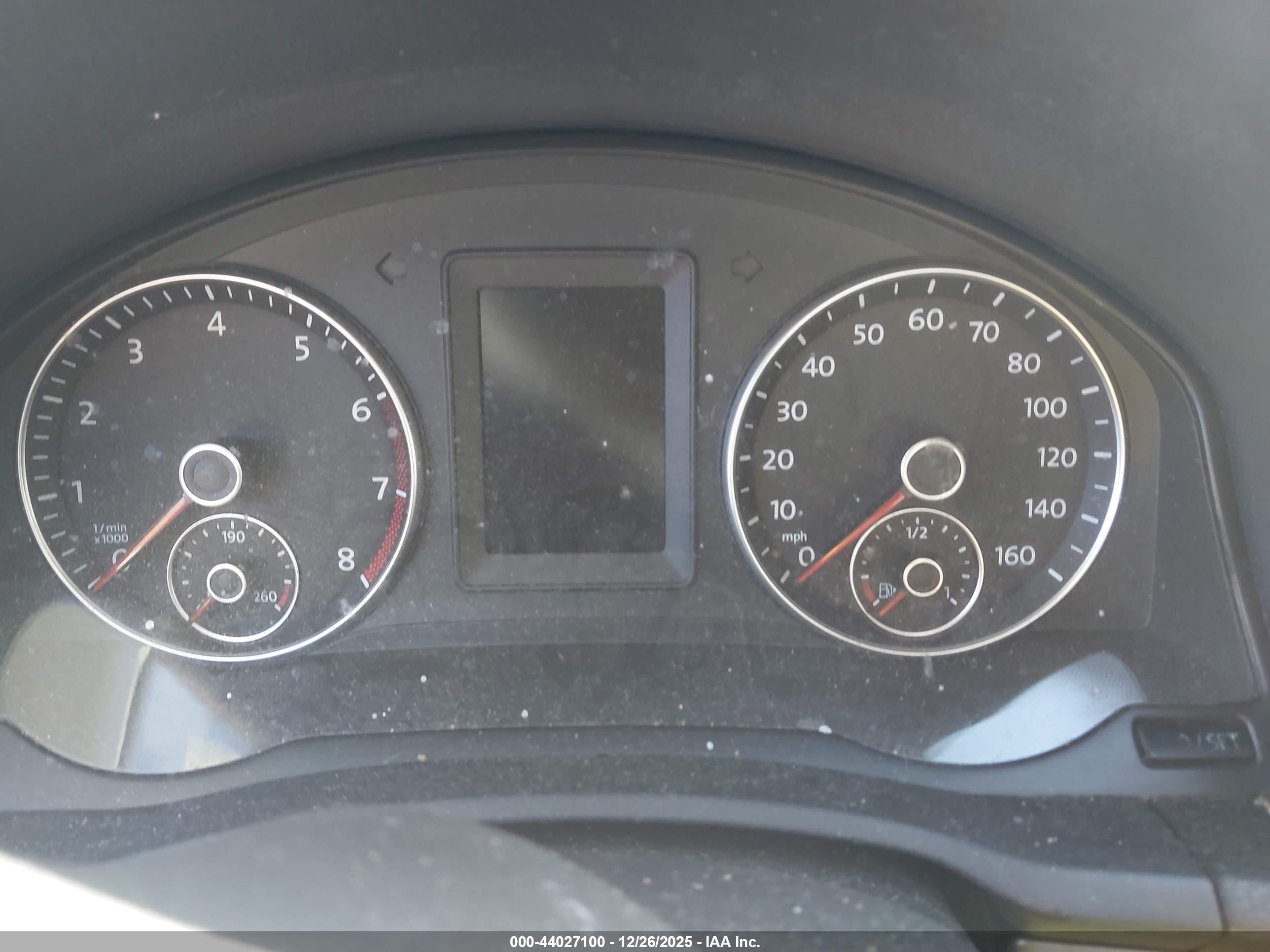 VOLKSWAGEN JETTA image 7