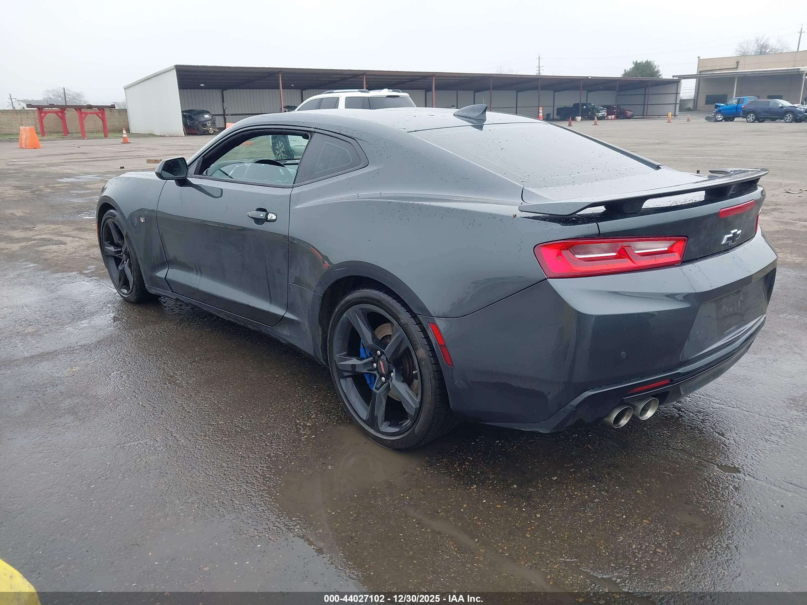 CHEVROLET CAMARO image 3