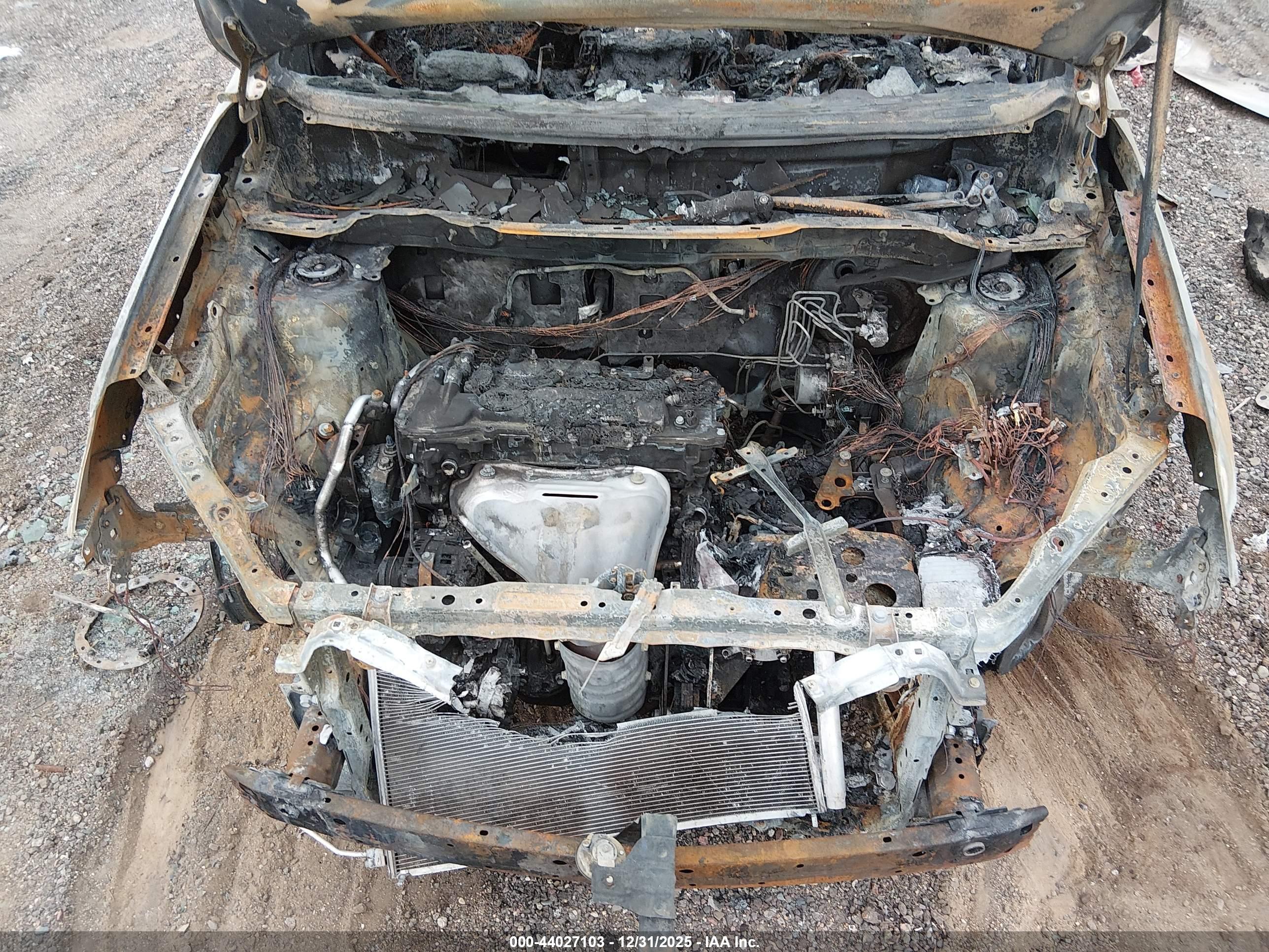 TOYOTA RAV4 image 10