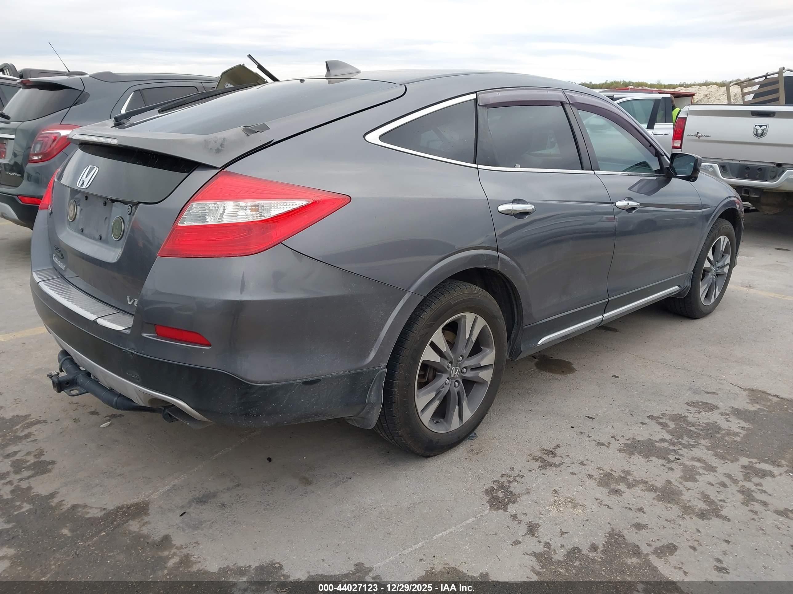 HONDA CROSSTOUR image 4