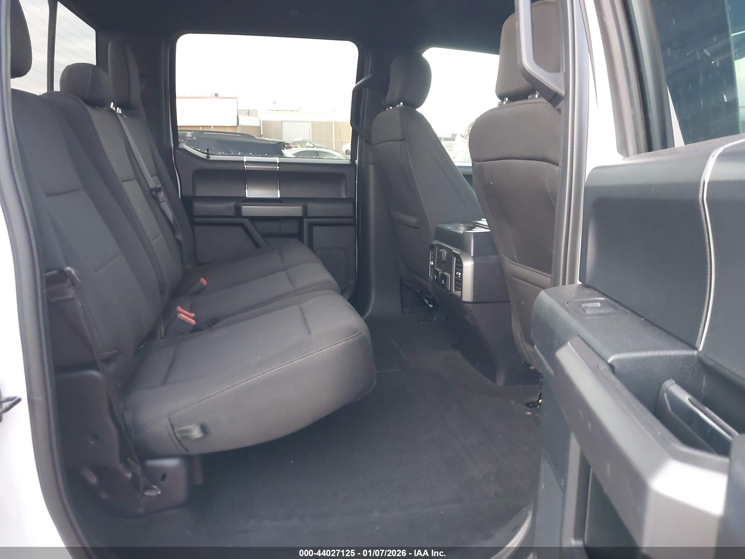 FORD F-150 image 8