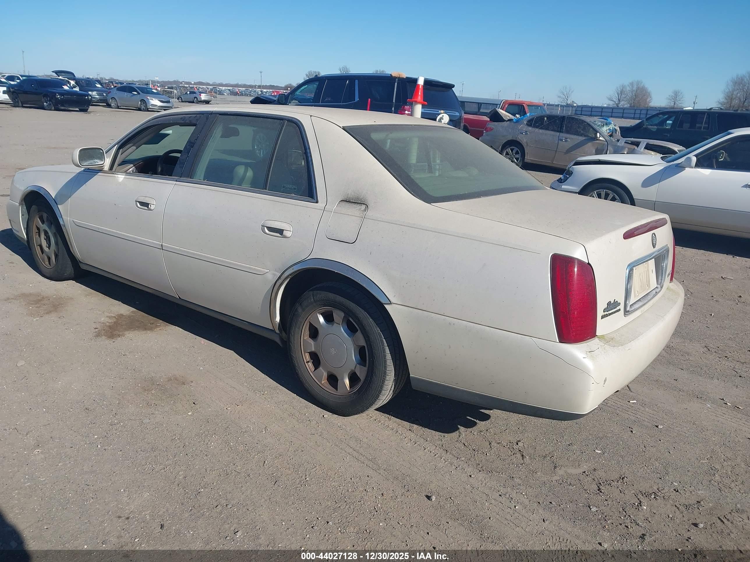 CADILLAC DEVILLE image 3