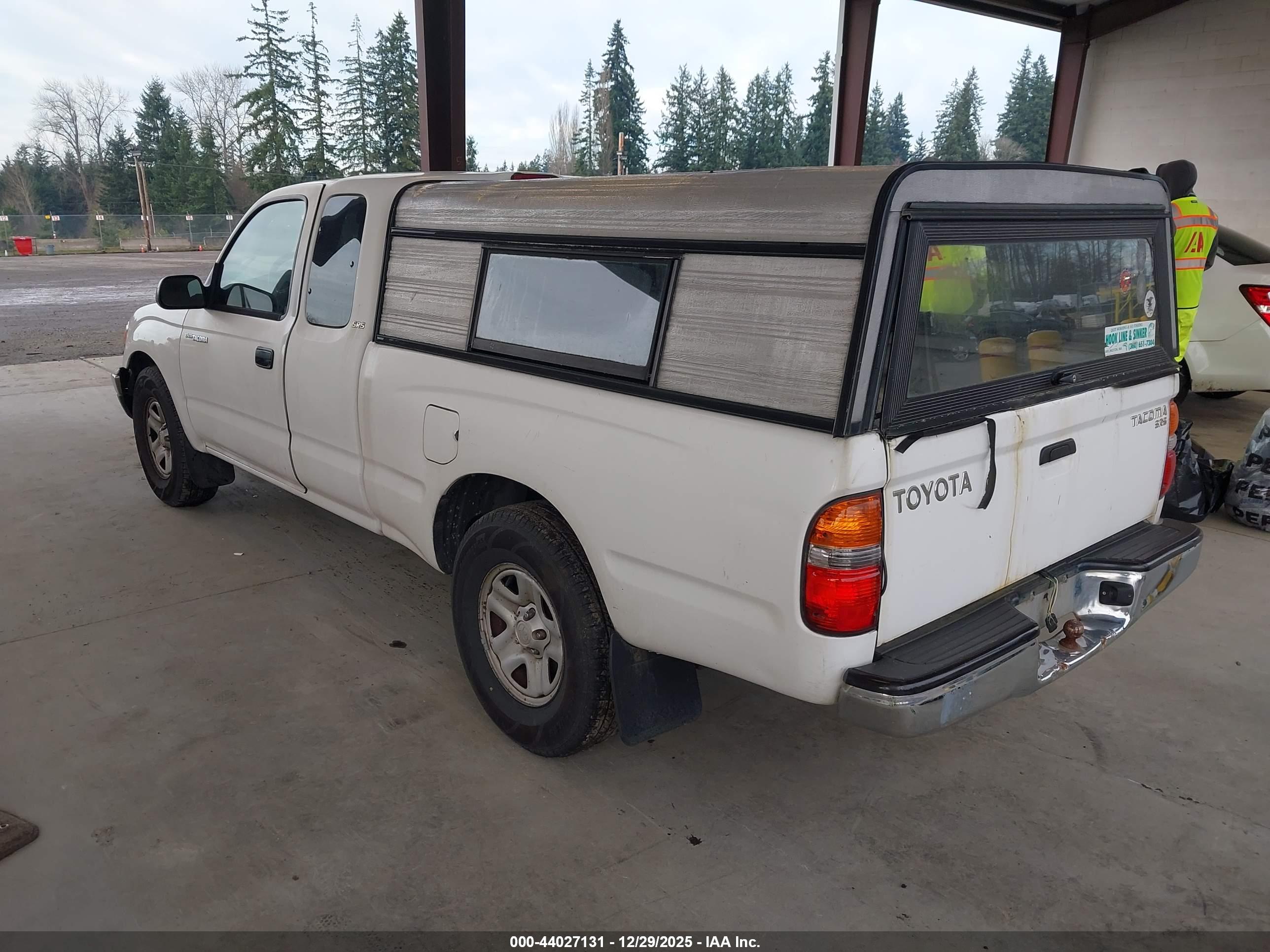 TOYOTA TACOMA image 3