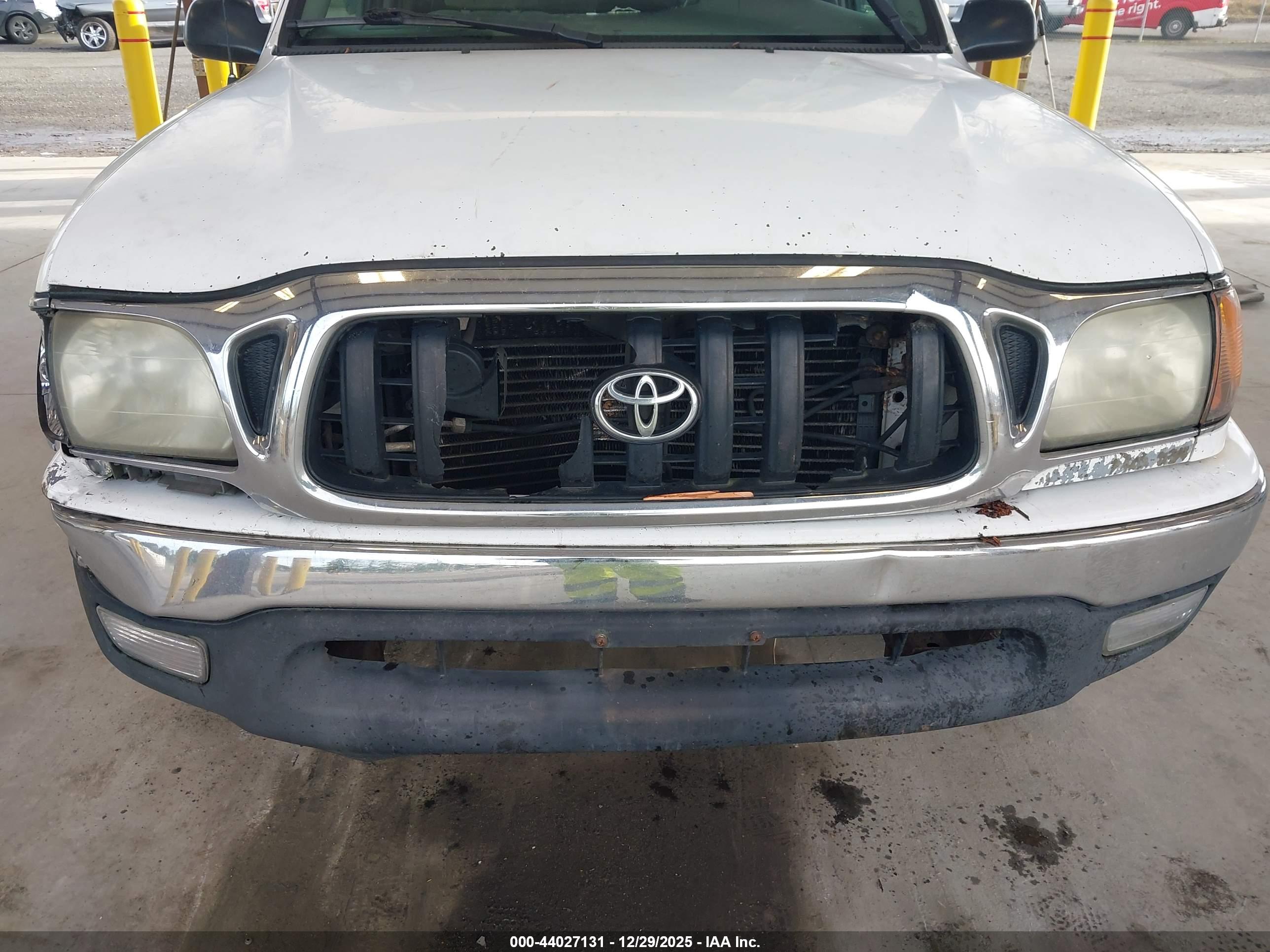 TOYOTA TACOMA image 6