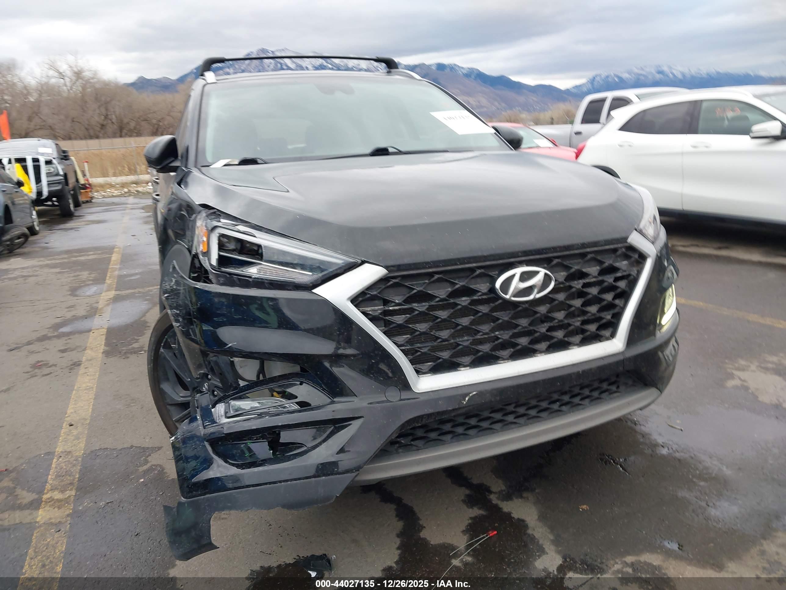 HYUNDAI TUCSON image 6