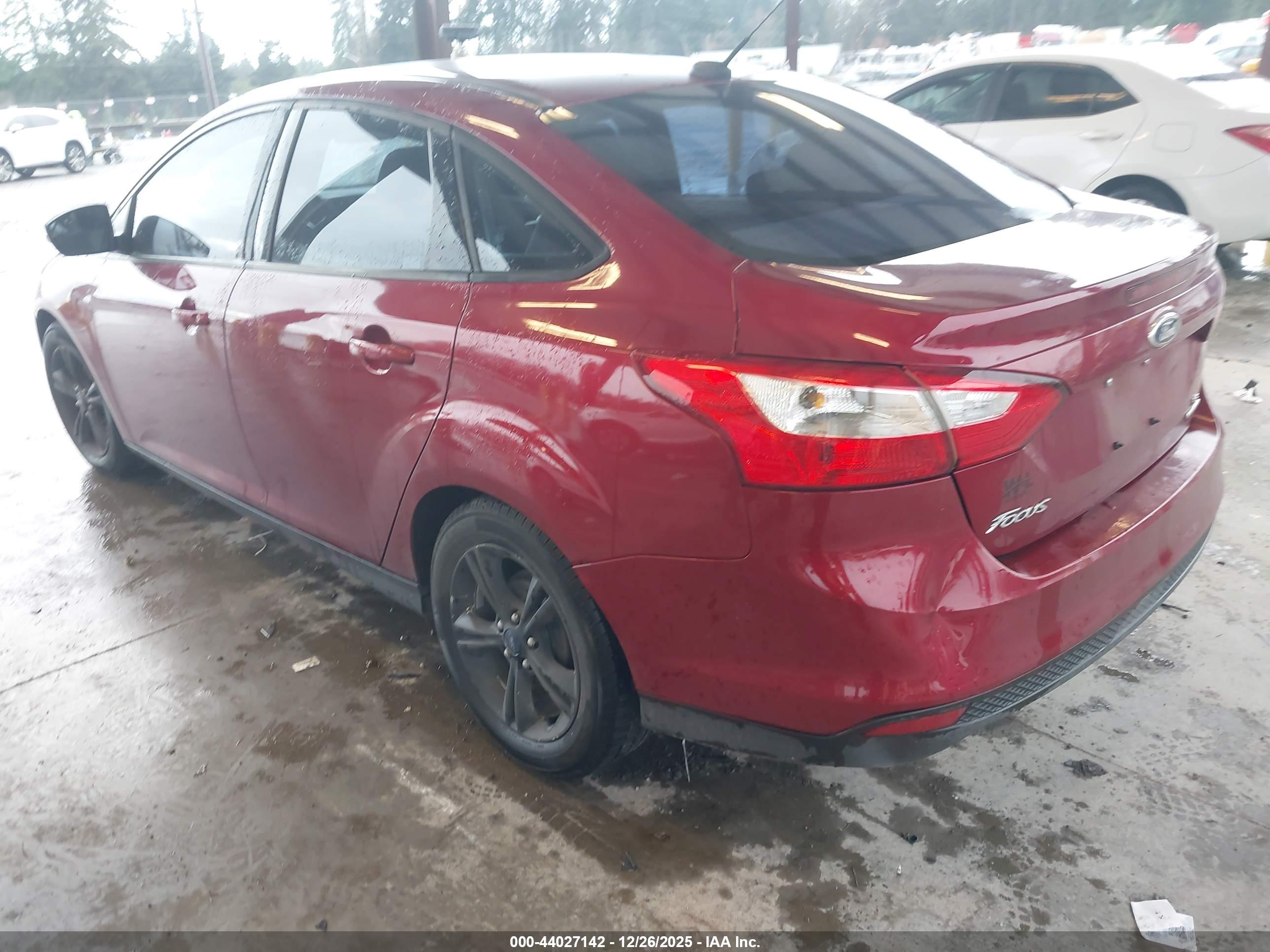 FORD FOCUS image 3