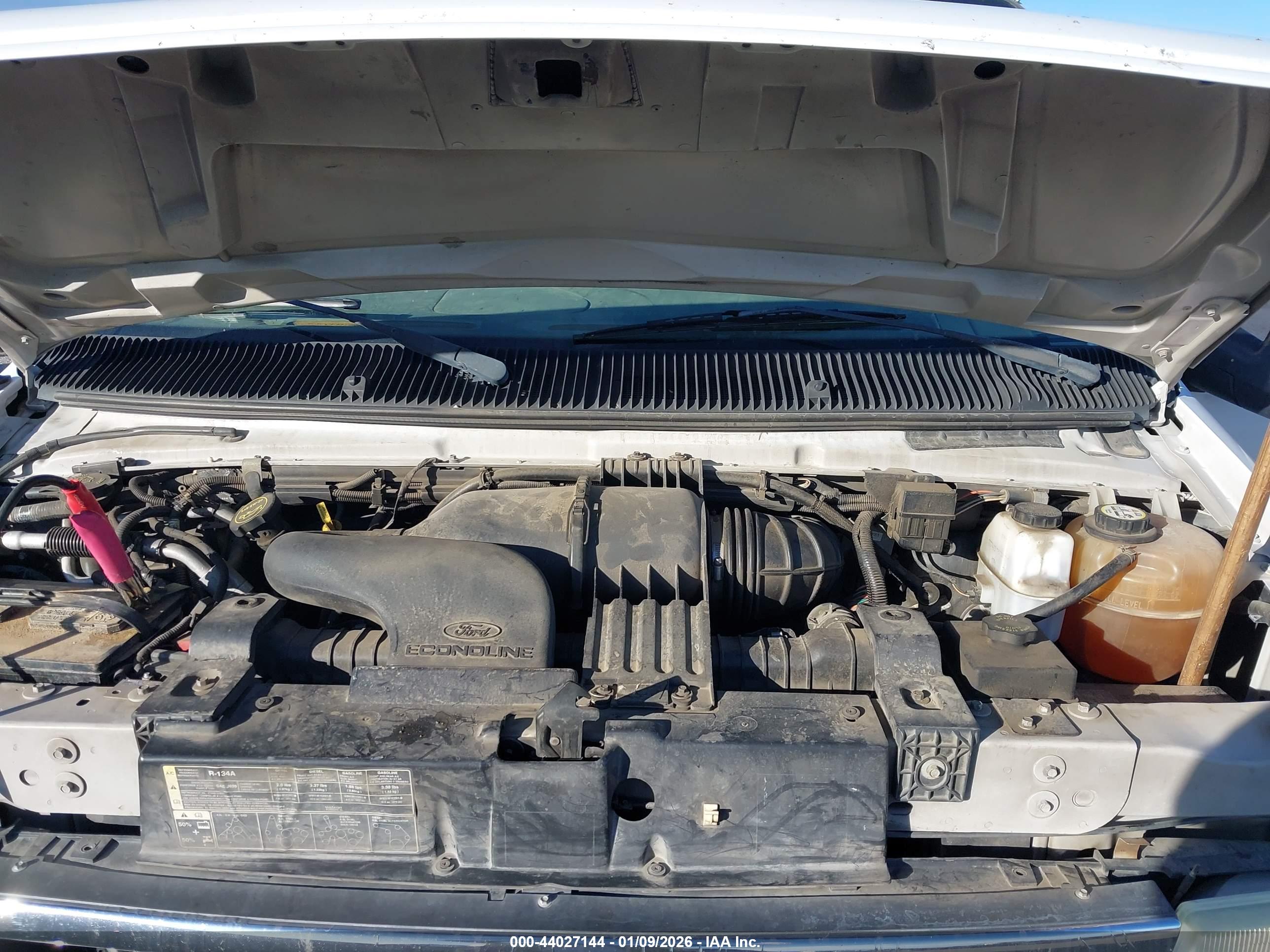 FORD E-350 image 10