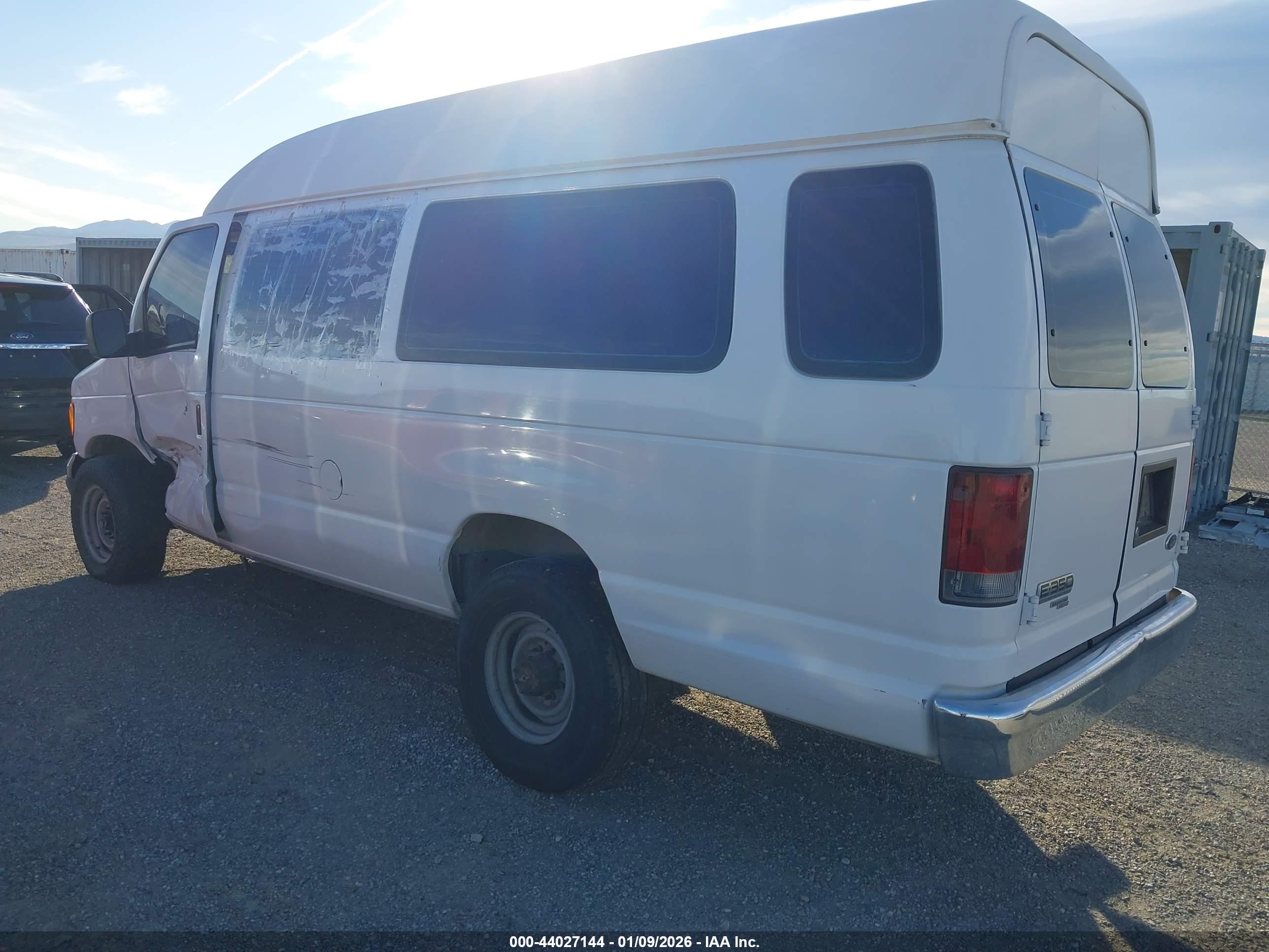 FORD E-350 image 3