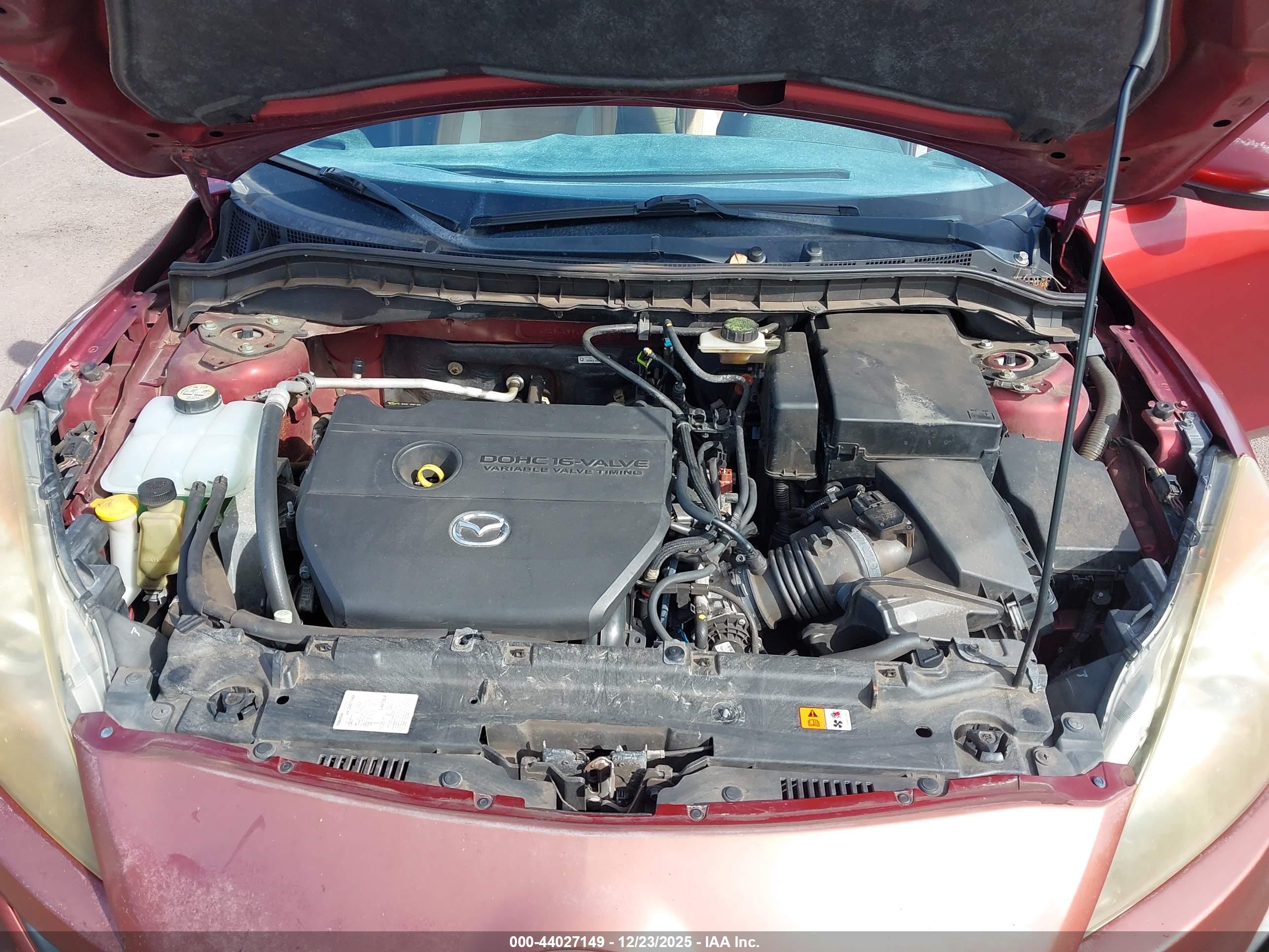 MAZDA MAZDA3 image 10