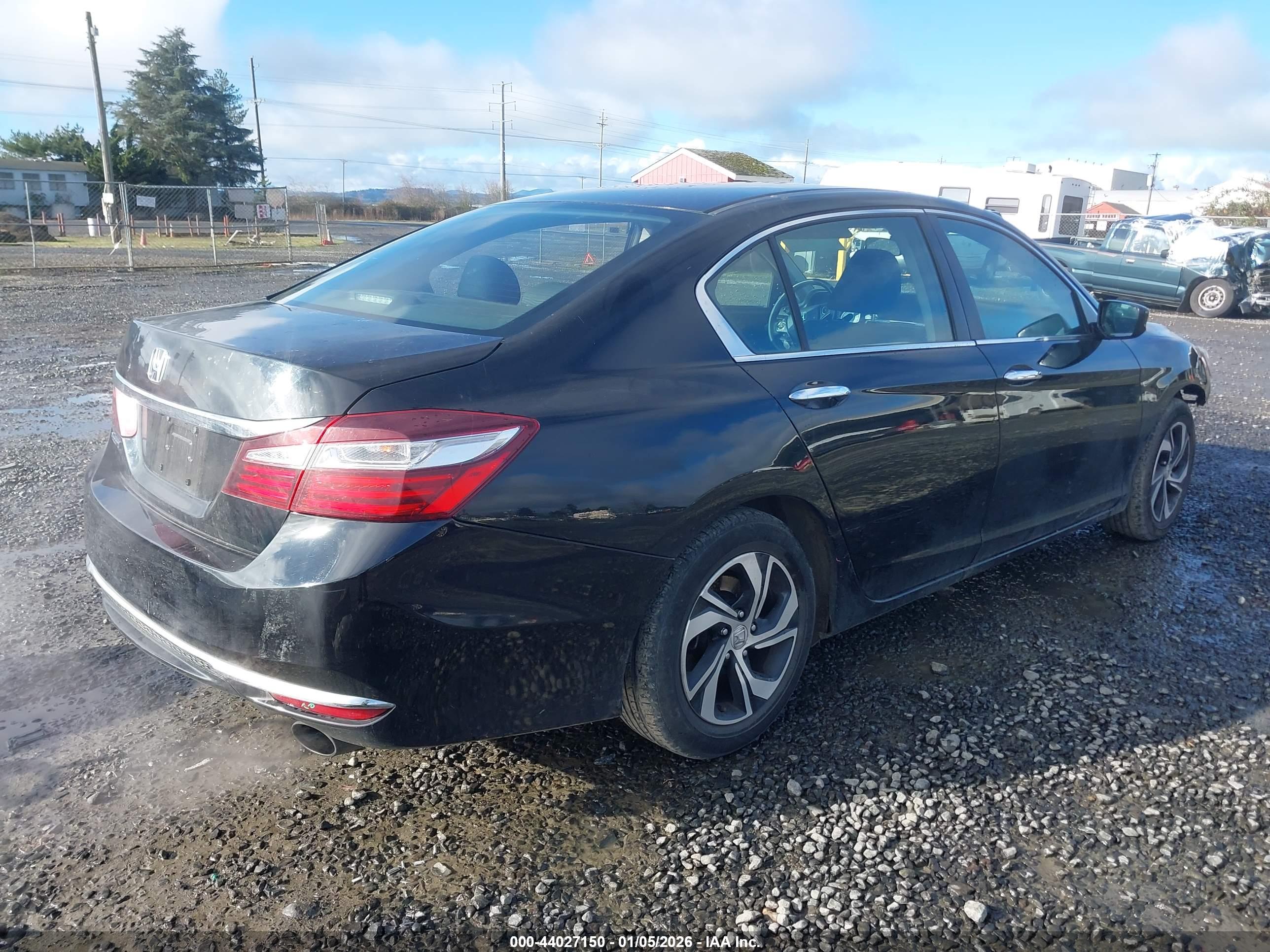 HONDA ACCORD image 4