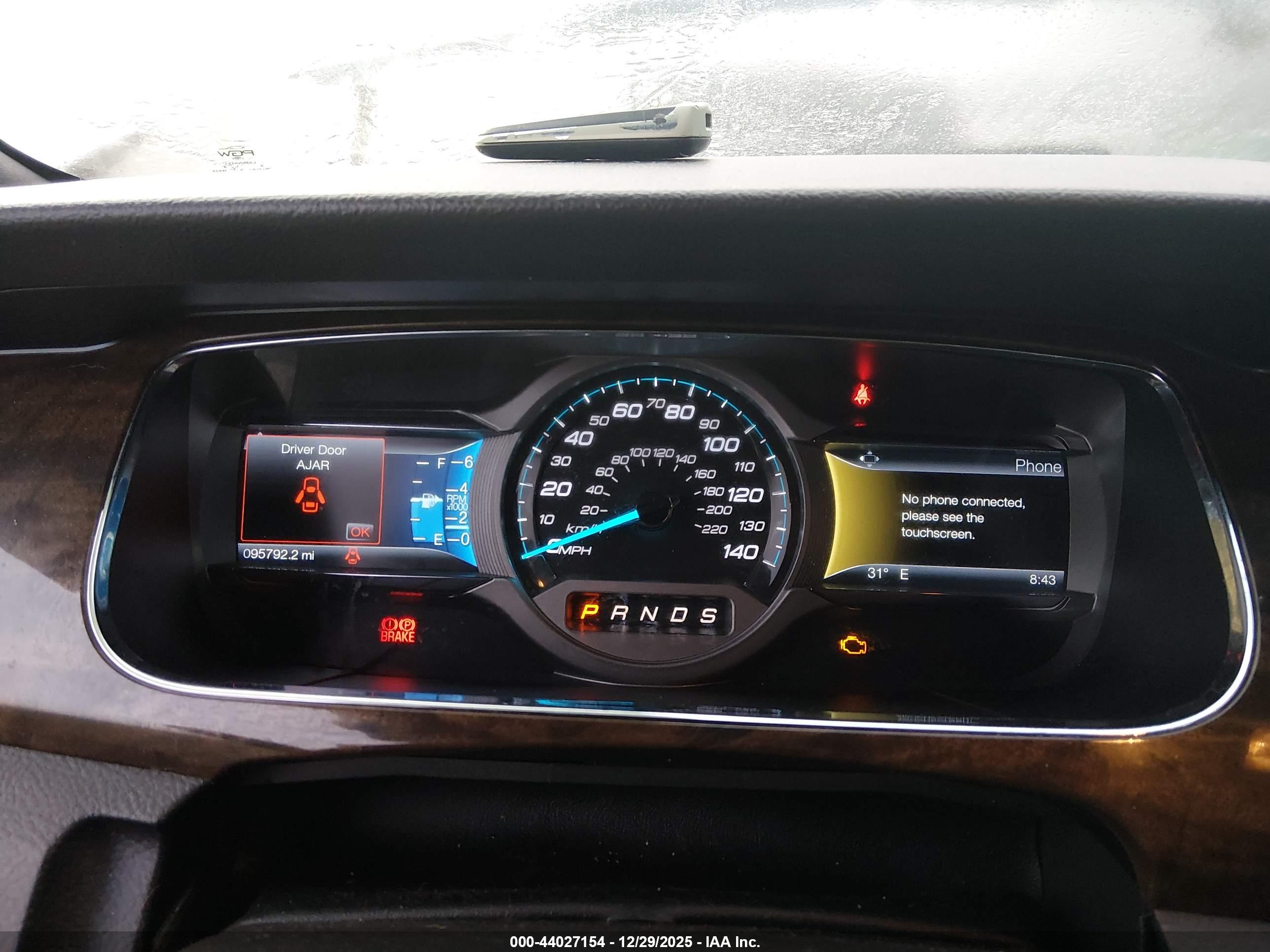 FORD TAURUS image 7