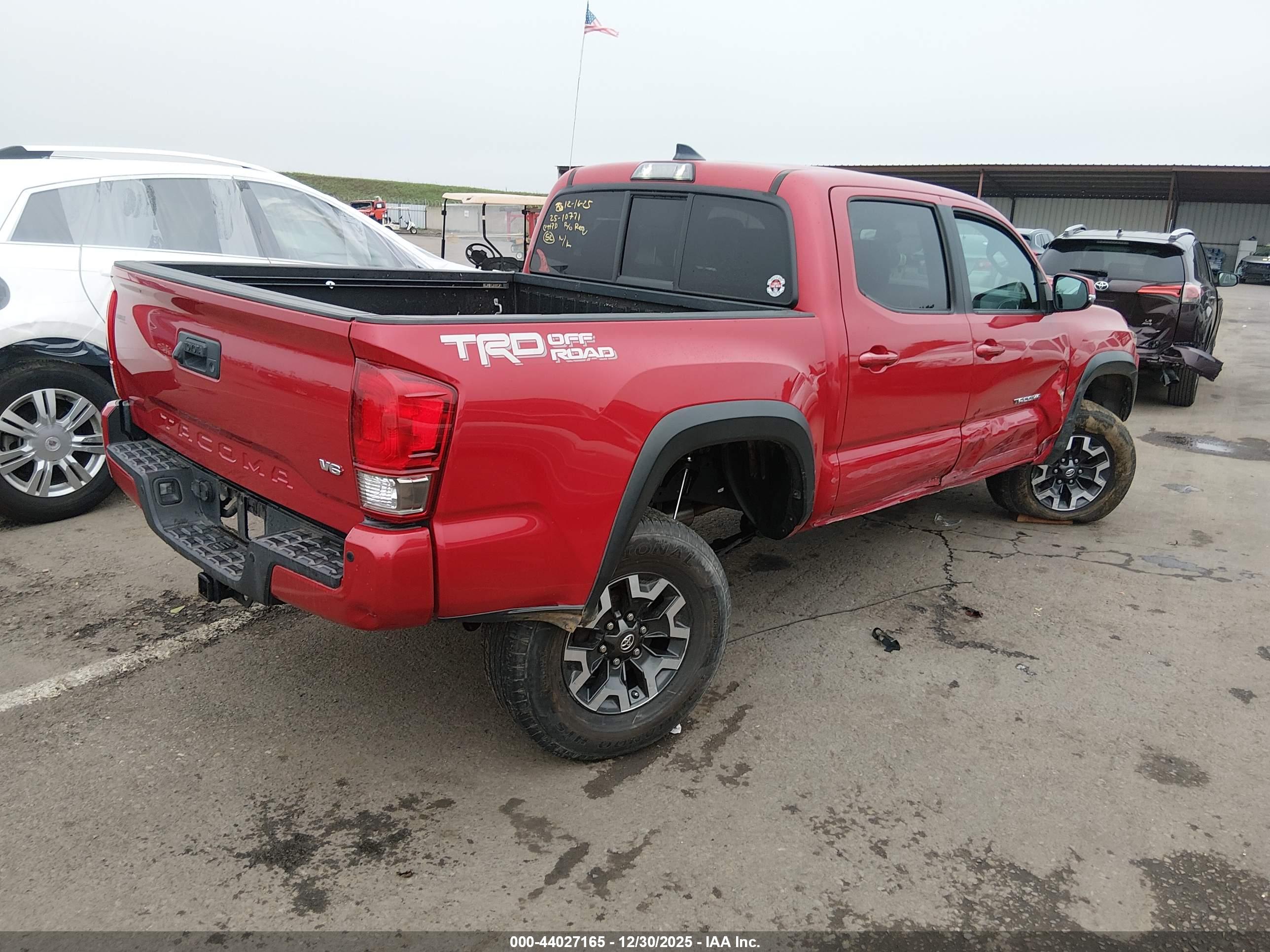 TOYOTA TACOMA image 4