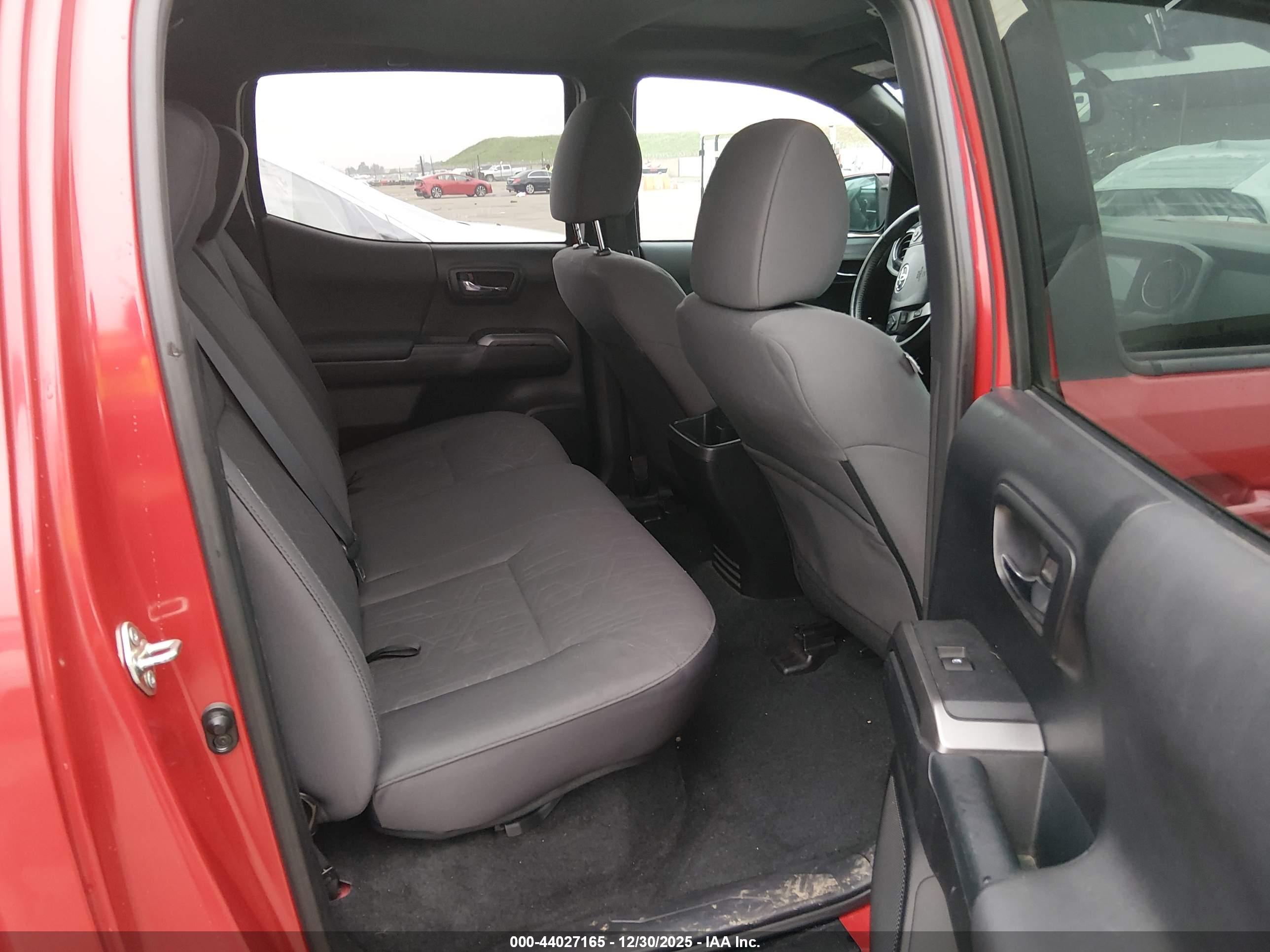 TOYOTA TACOMA image 8