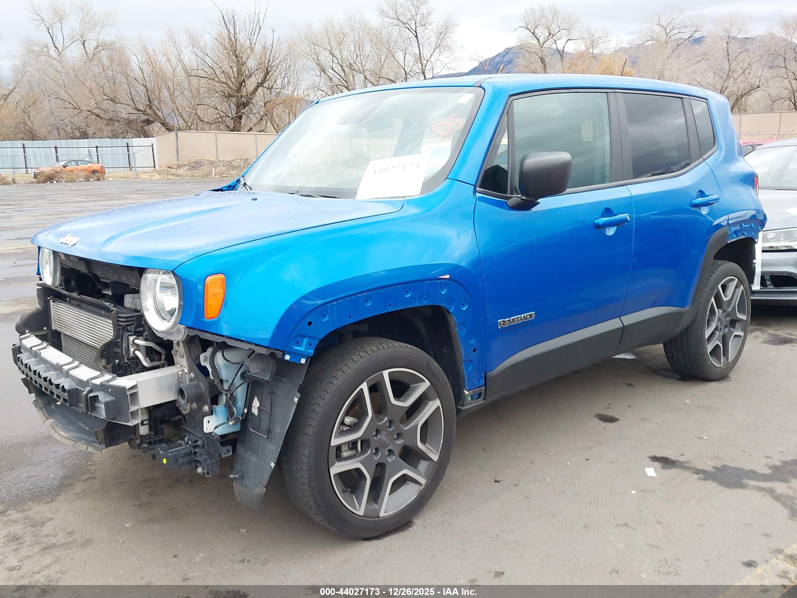 JEEP RENEGADE image 2