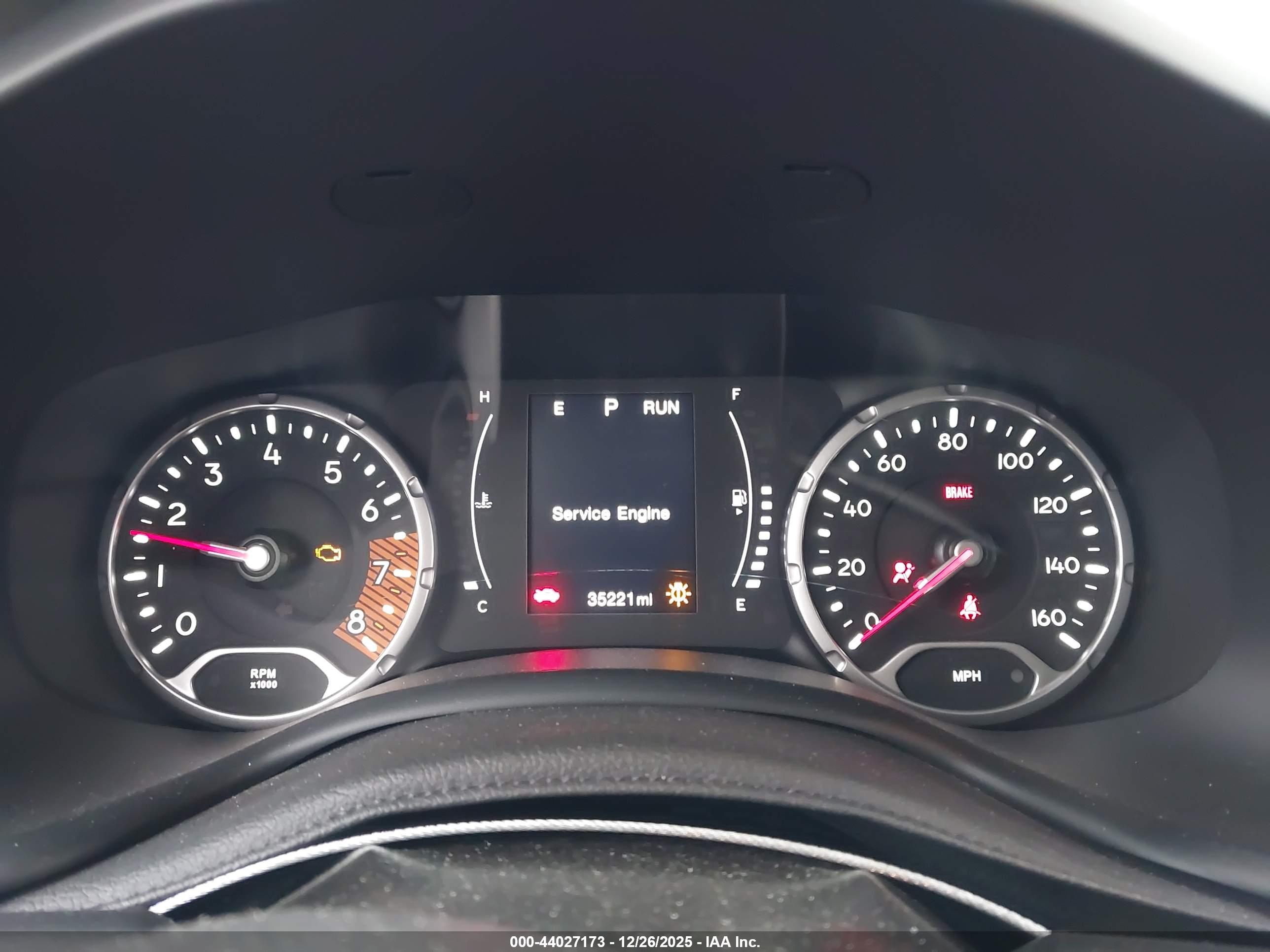 JEEP RENEGADE image 7