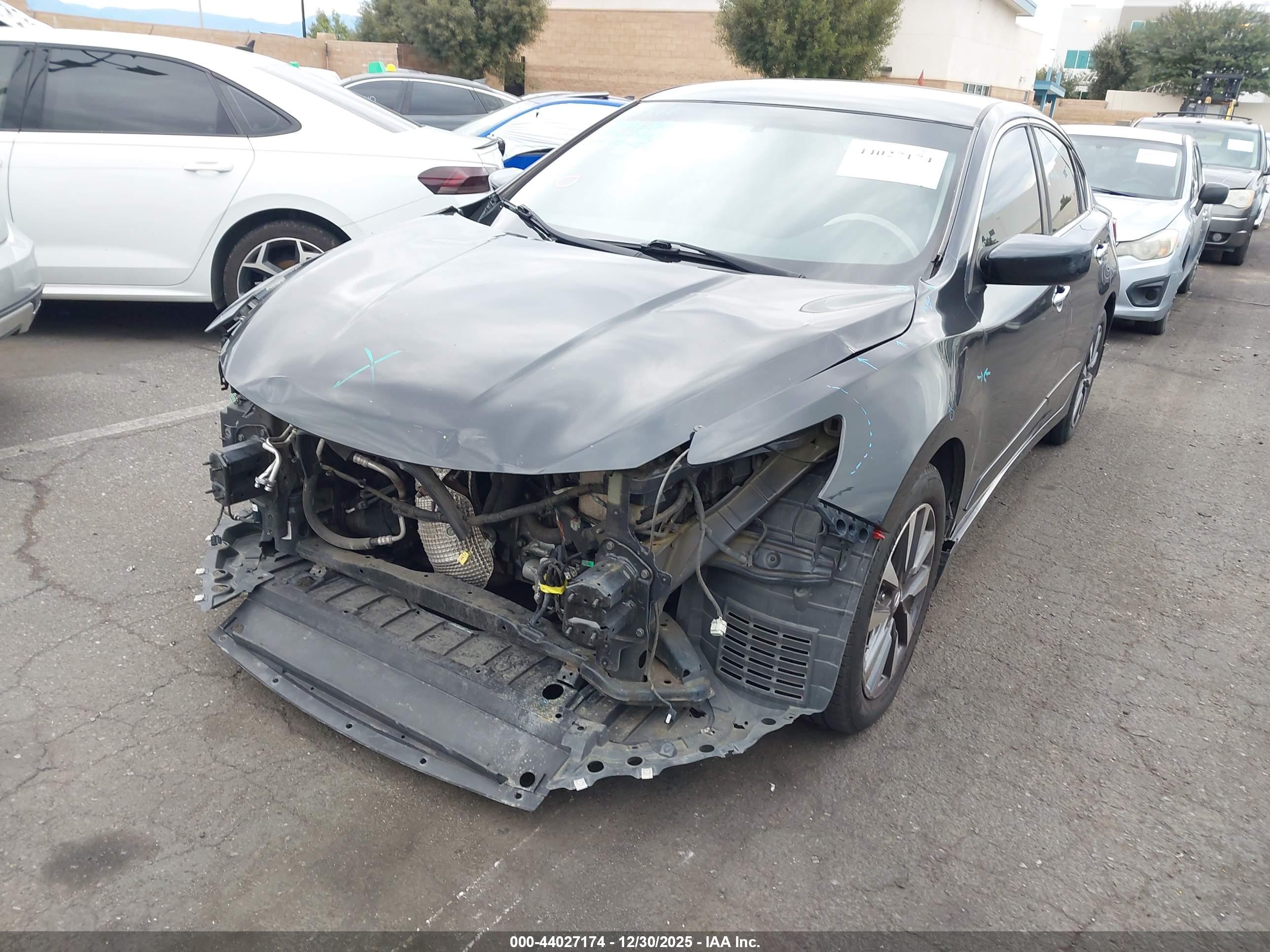 NISSAN ALTIMA image 2