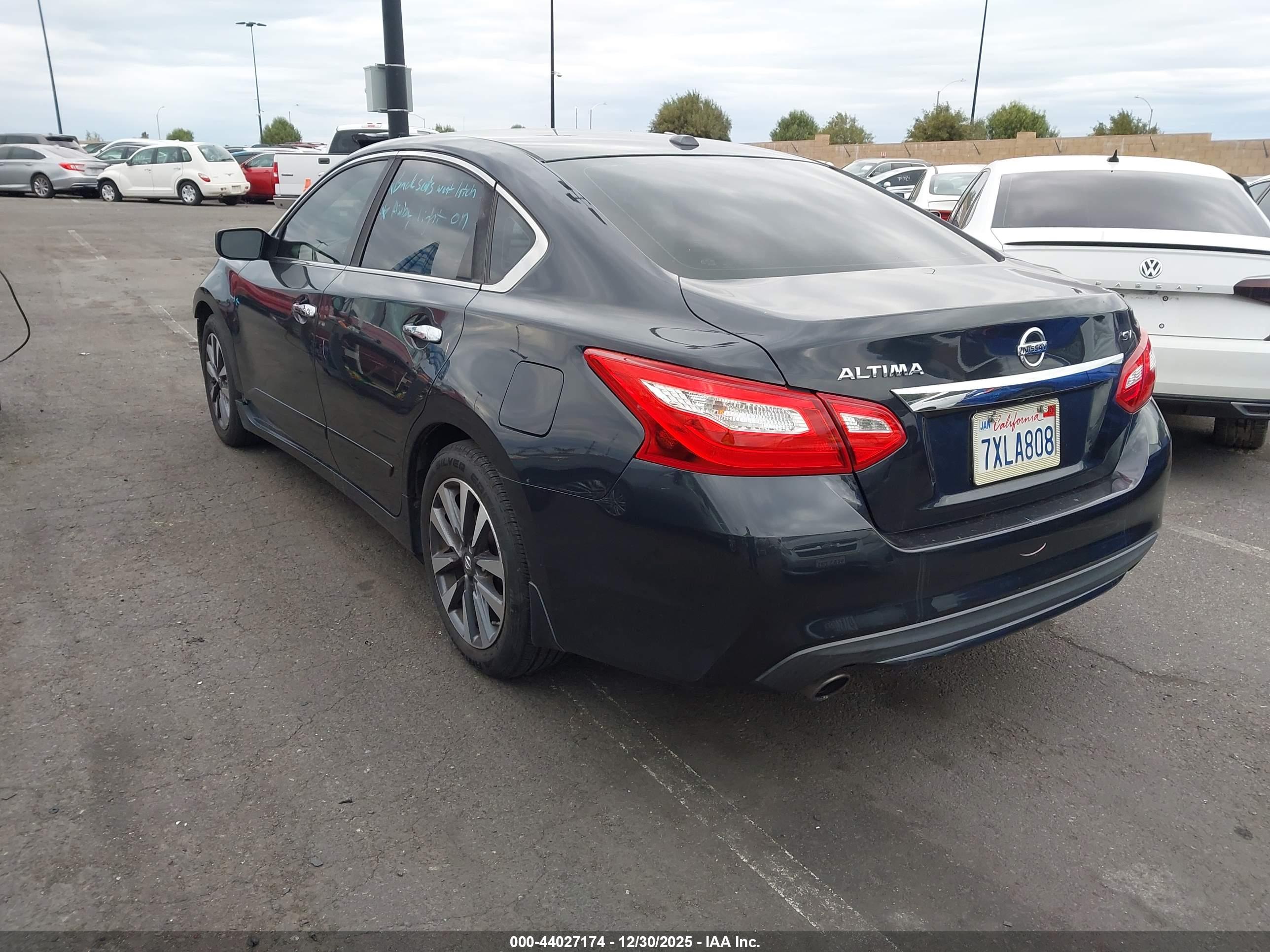 NISSAN ALTIMA image 3