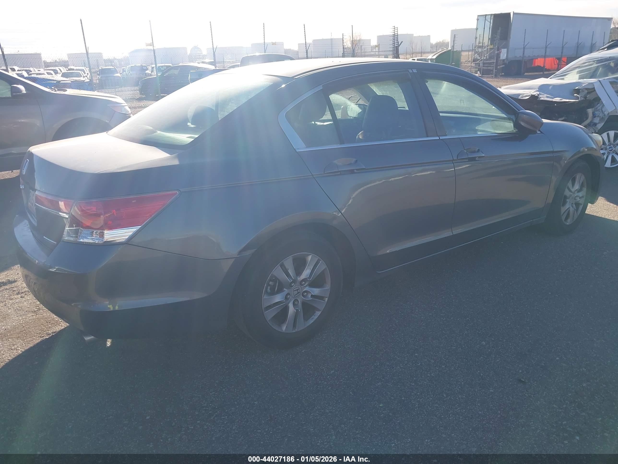 HONDA ACCORD image 4