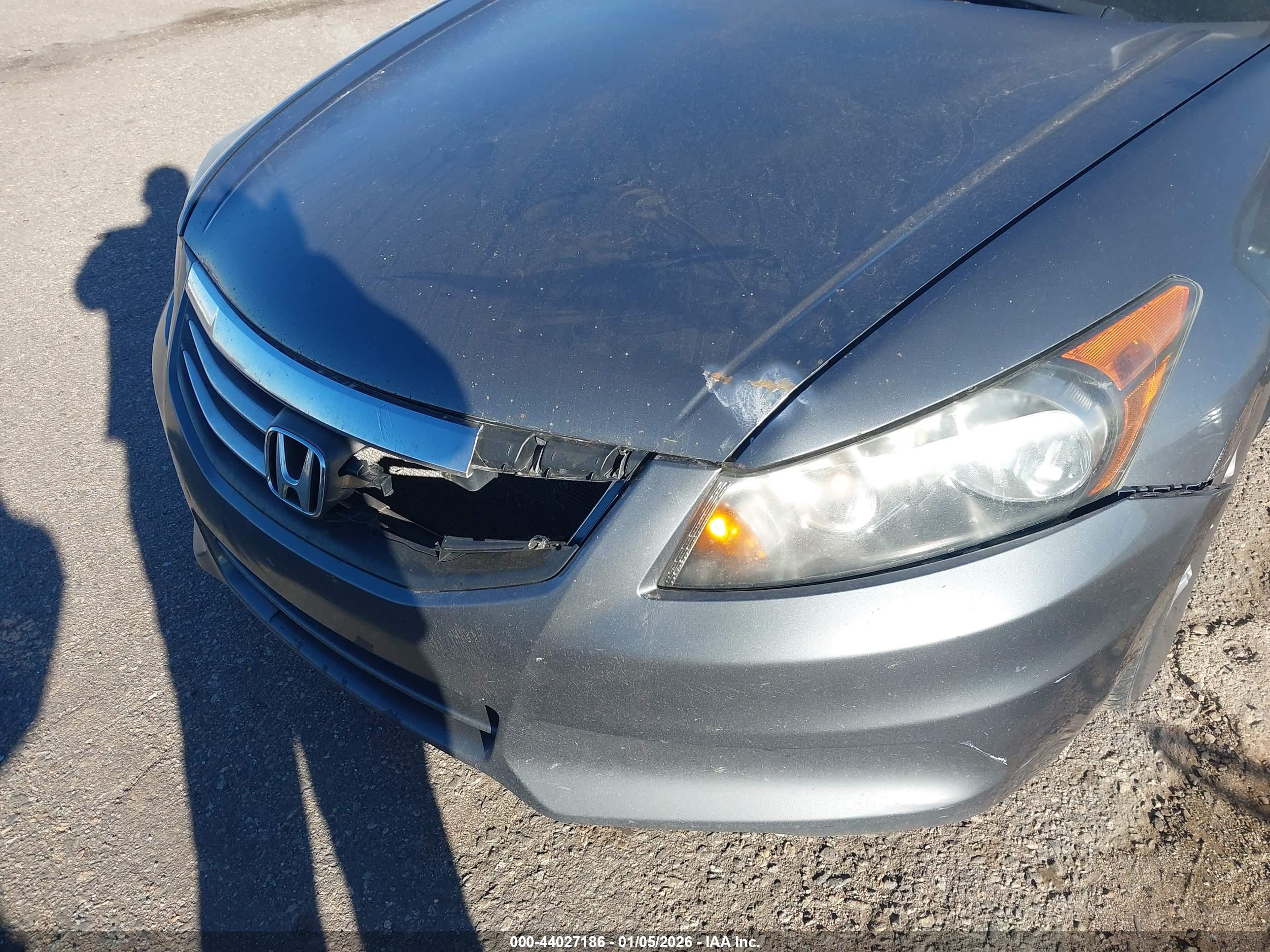 HONDA ACCORD image 6