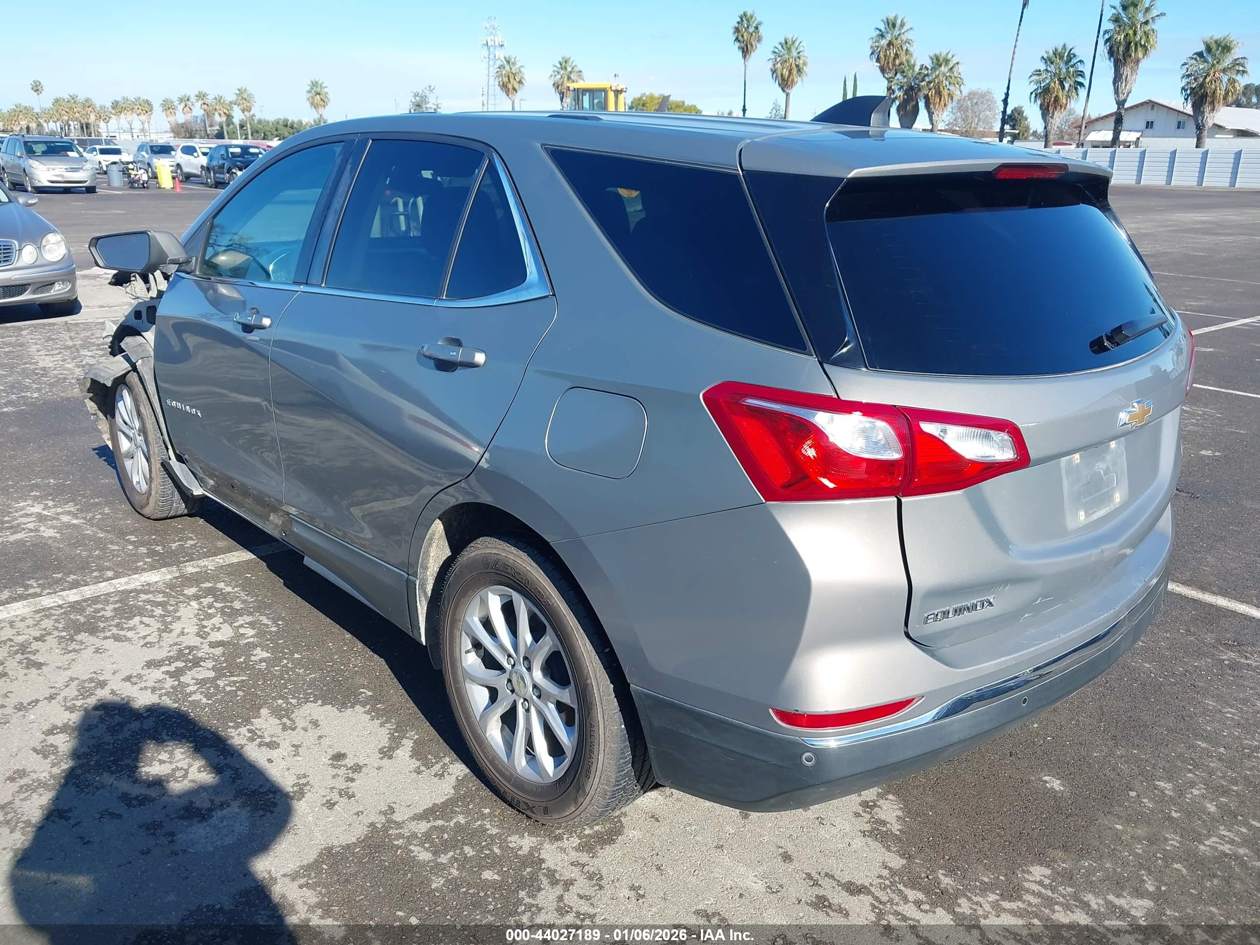 CHEVROLET EQUINOX image 3