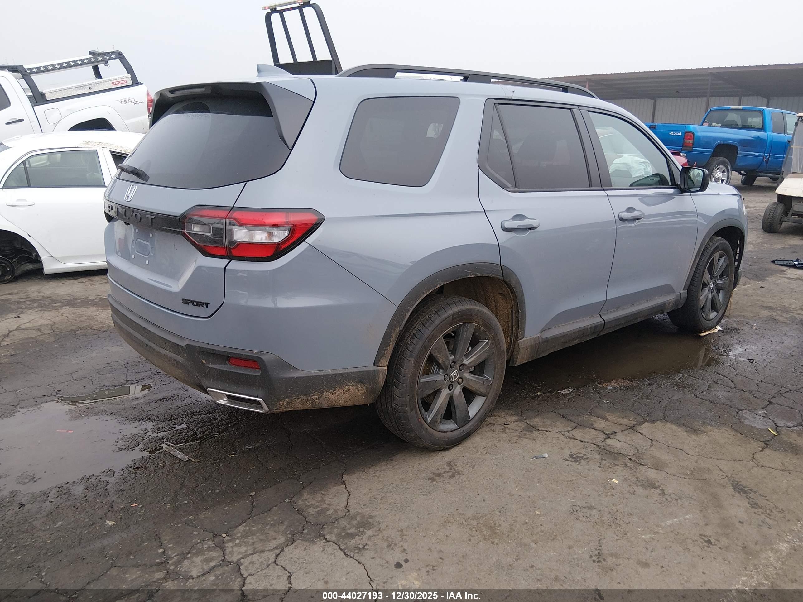 HONDA PILOT image 4