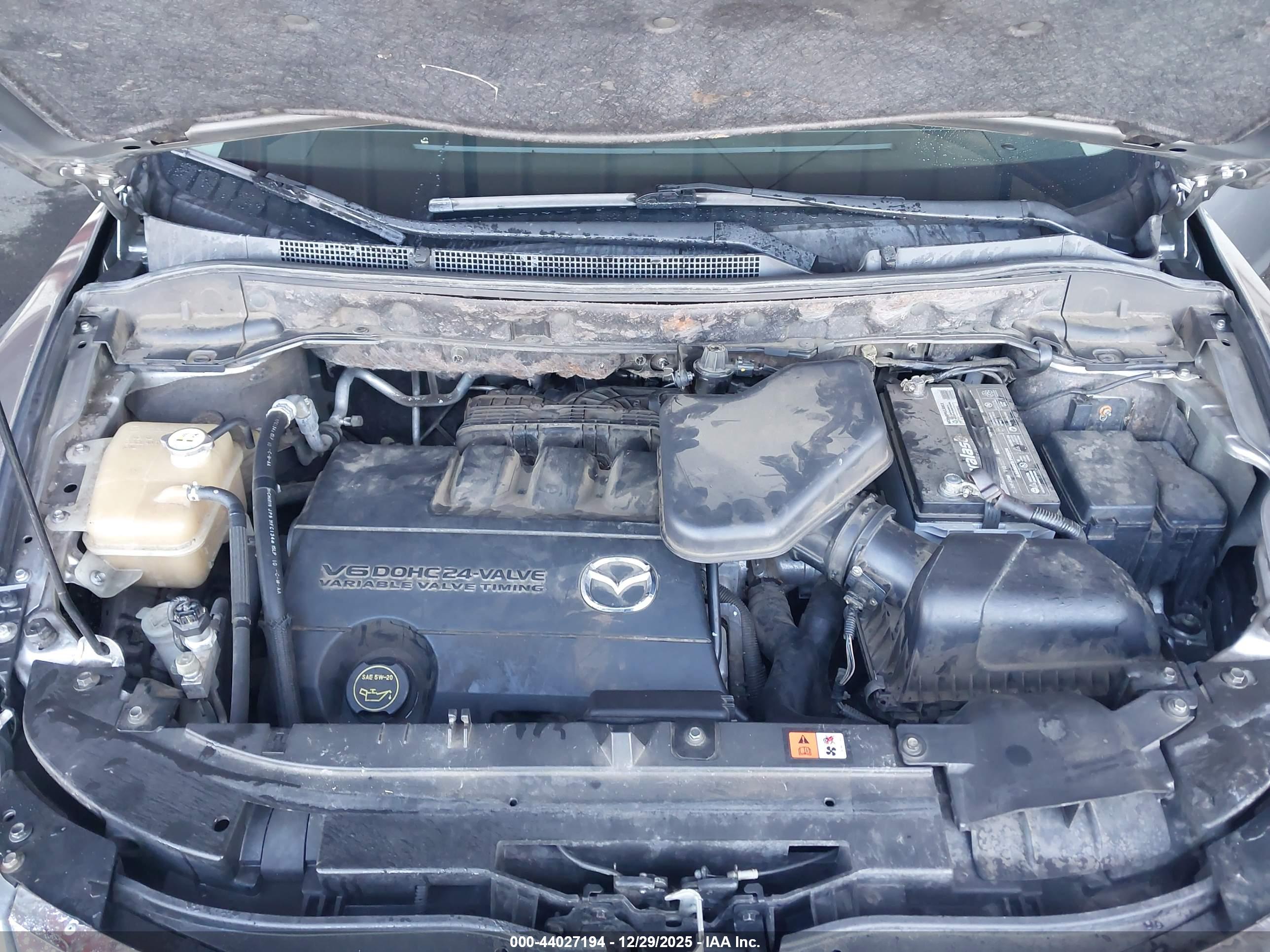 MAZDA CX-9 image 10