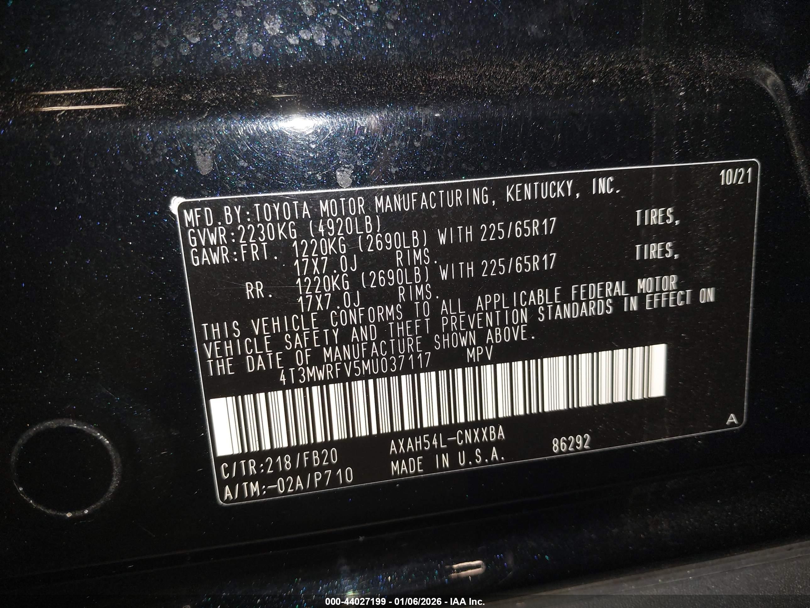 TOYOTA RAV4 image 9
