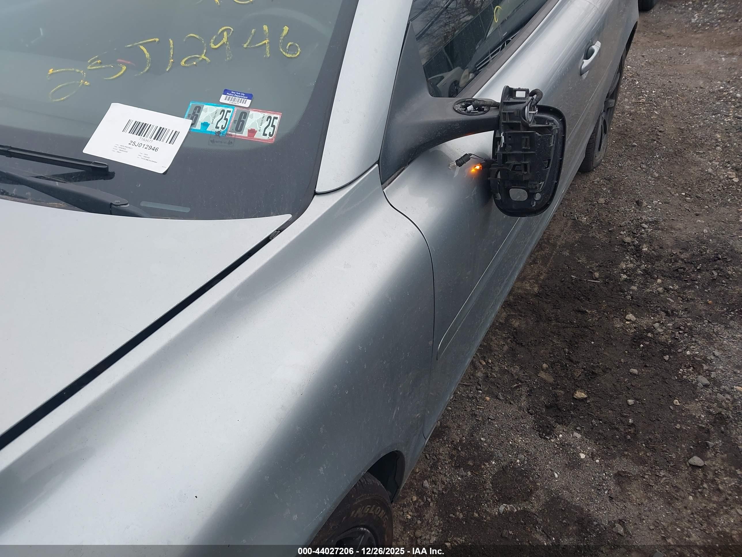 VOLVO C70 image 6