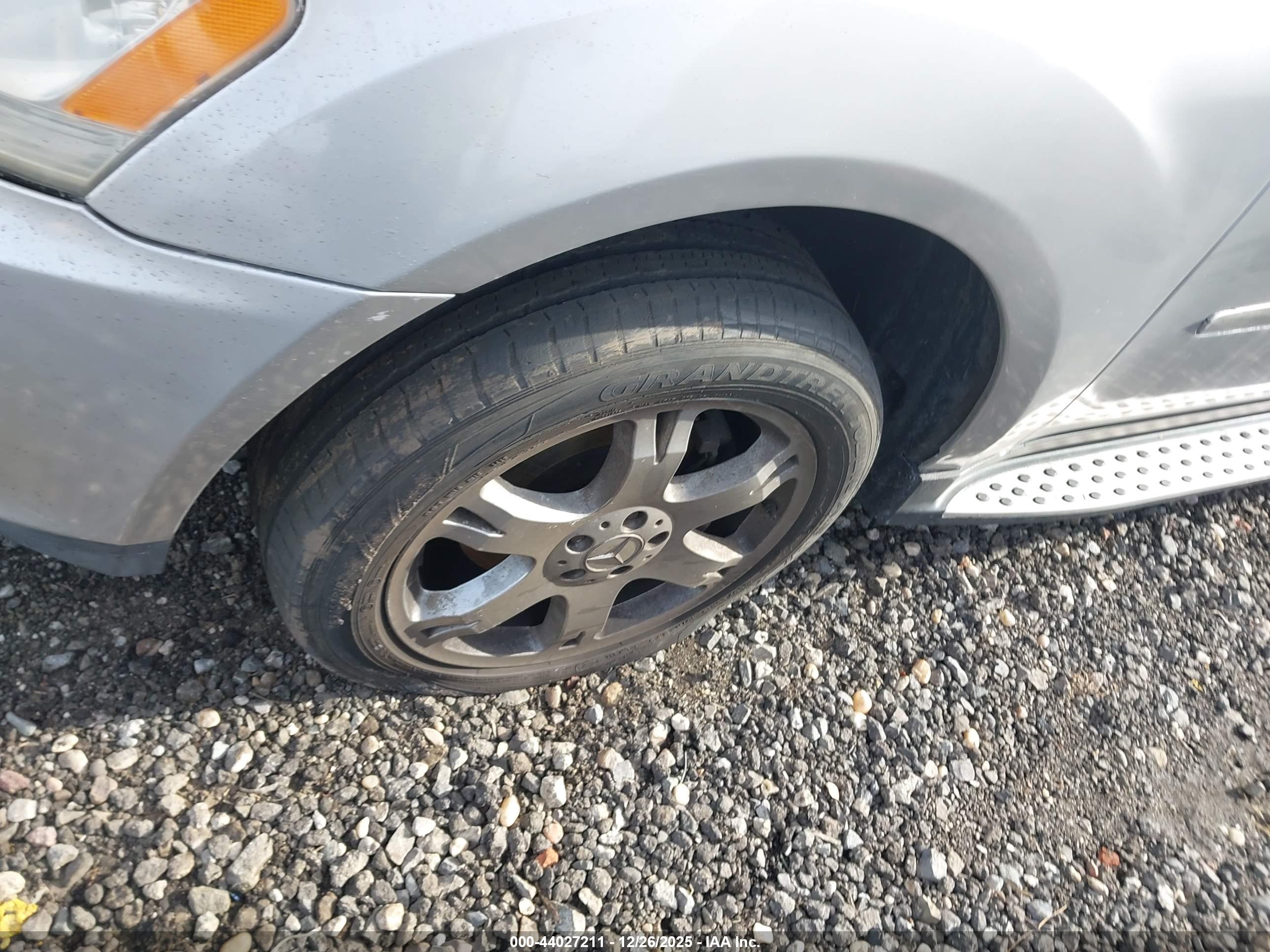 MERCEDES-BENZ ML image 6