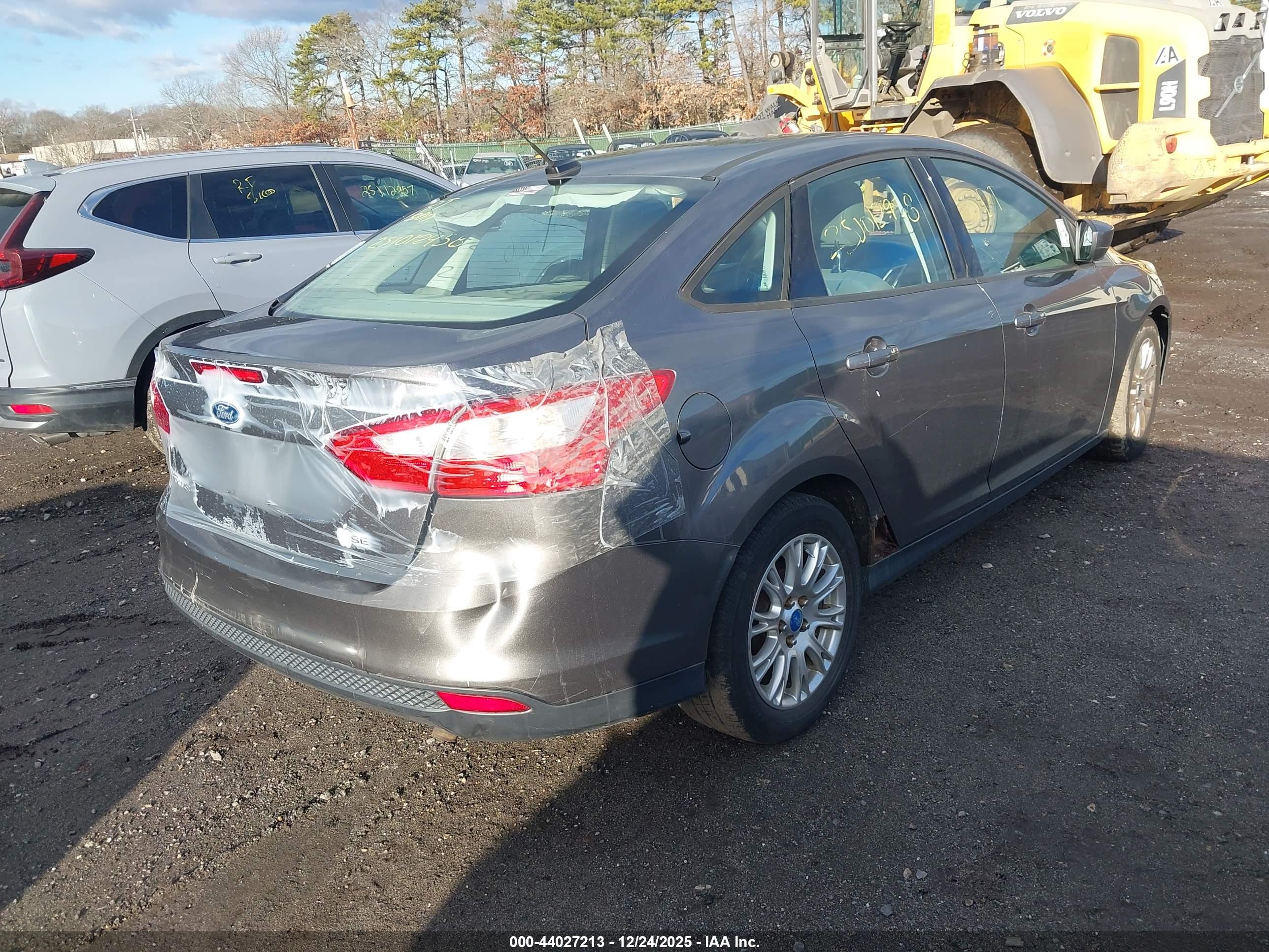 FORD FOCUS image 4