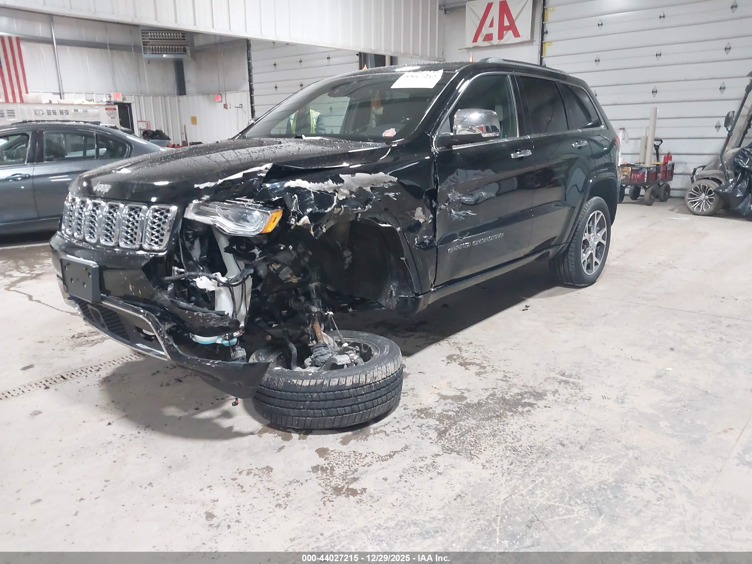 JEEP GRAND image 2