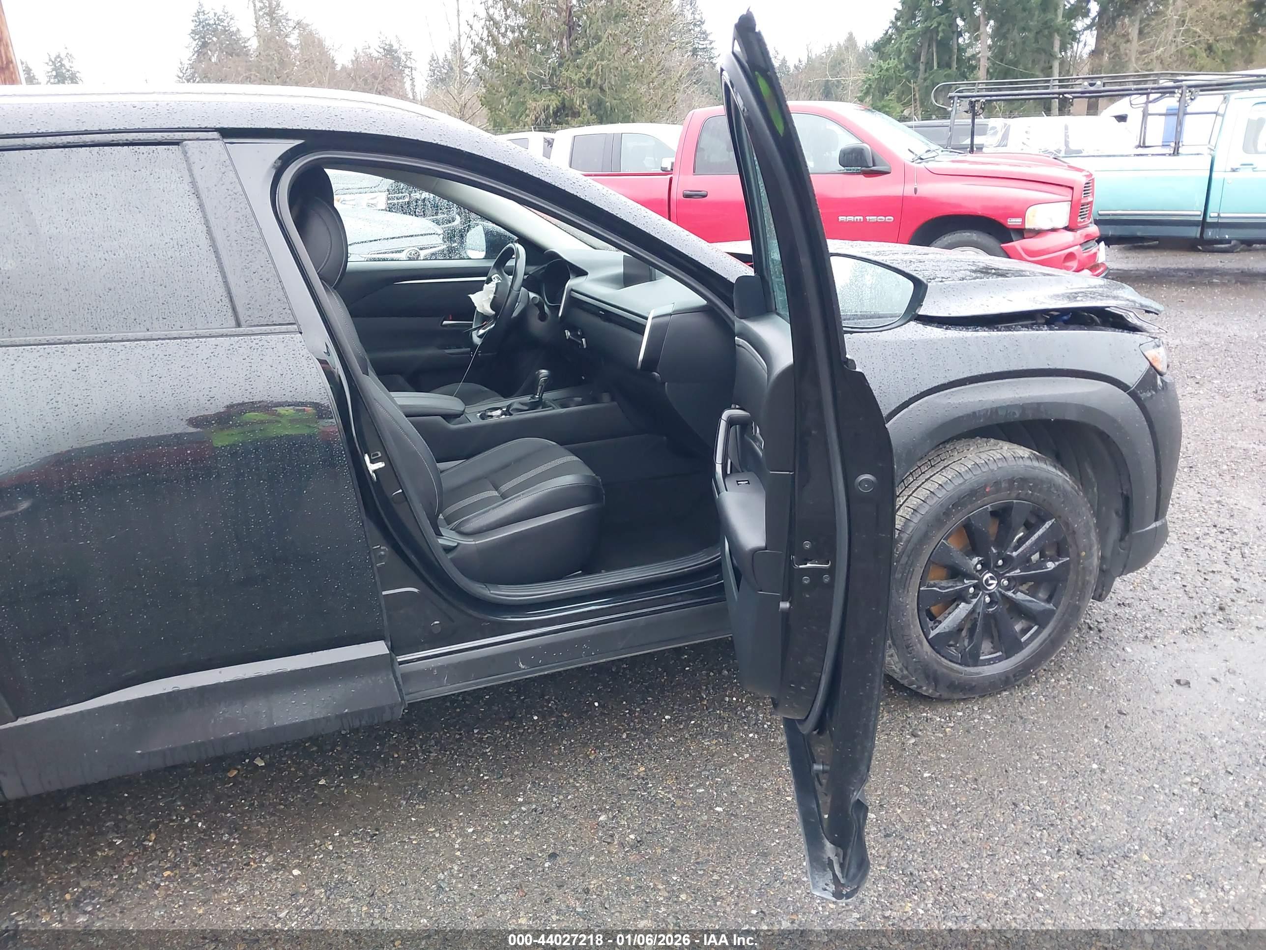 MAZDA CX-50 image 5