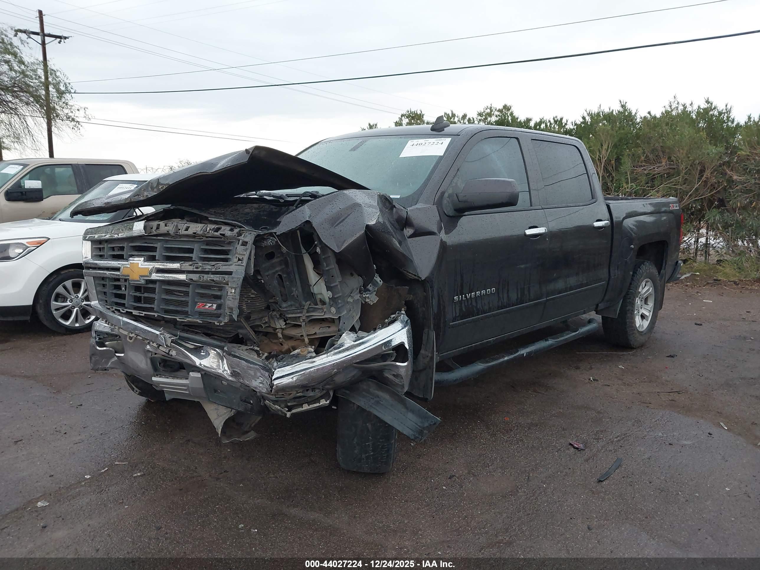 CHEVROLET SILVERADO image 6