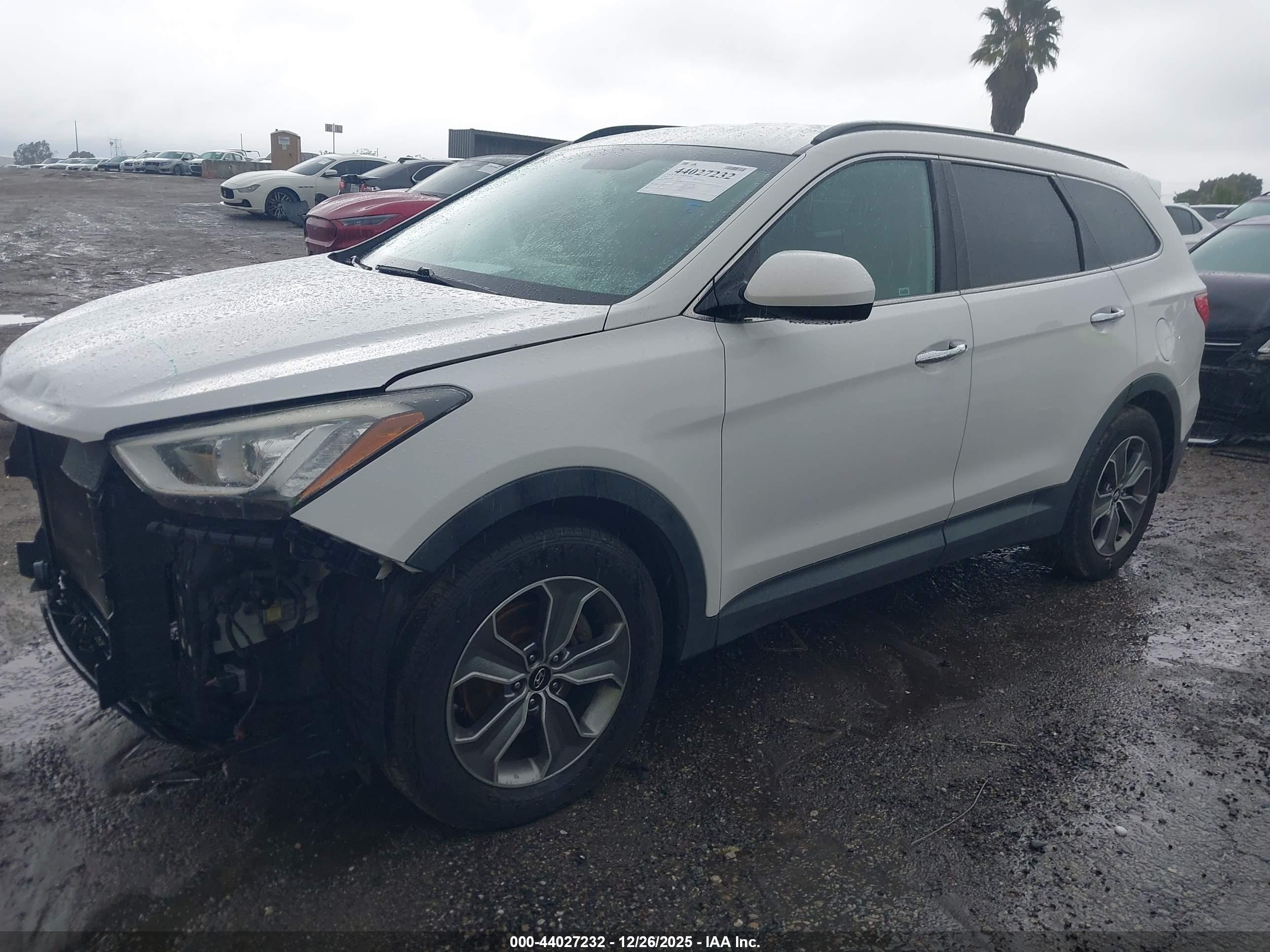 HYUNDAI SANTA image 2