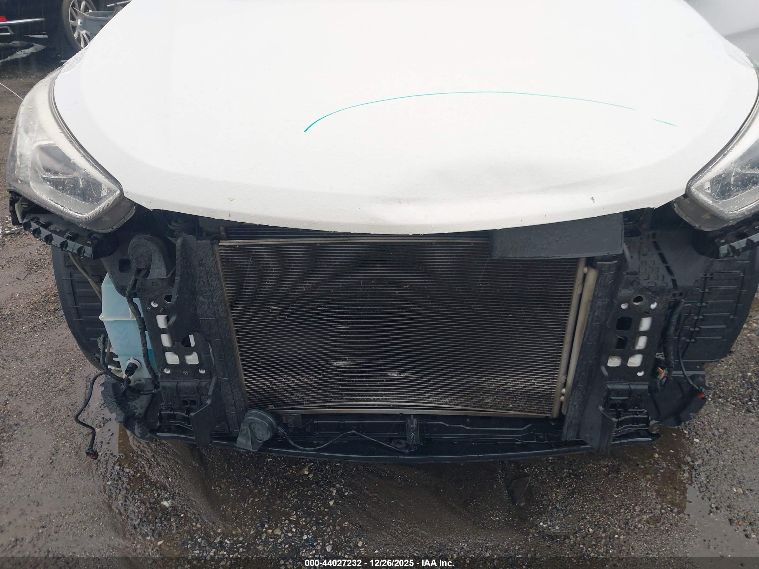 HYUNDAI SANTA image 6